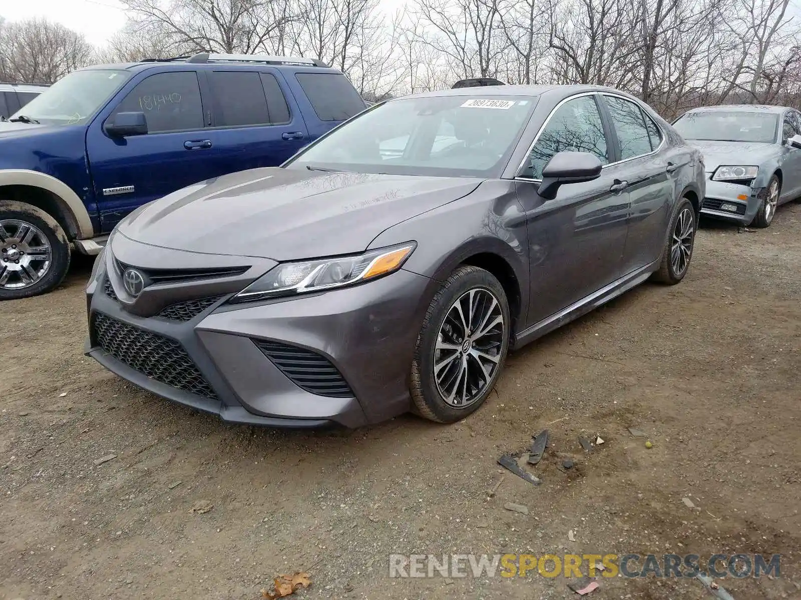 2 Photograph of a damaged car 4T1B11HK1KU788764 TOYOTA CAMRY 2019