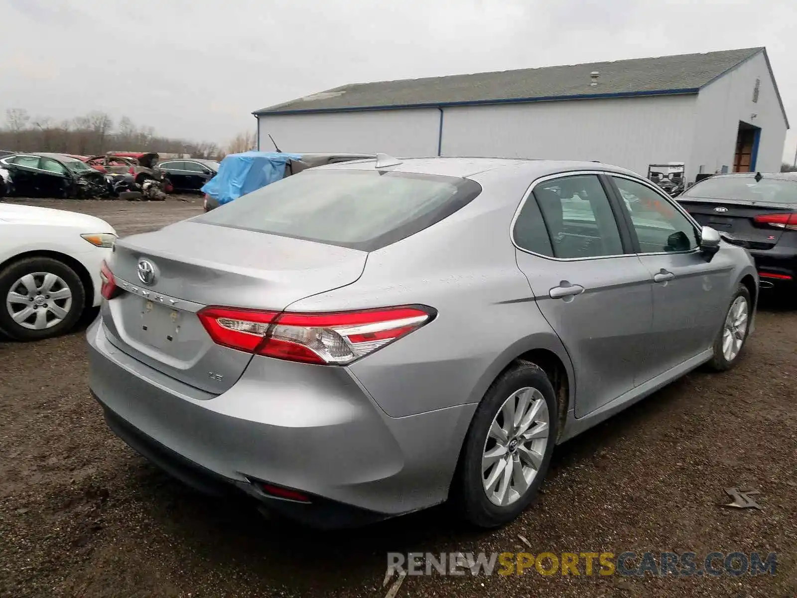 4 Photograph of a damaged car 4T1B11HK1KU789056 TOYOTA CAMRY 2019