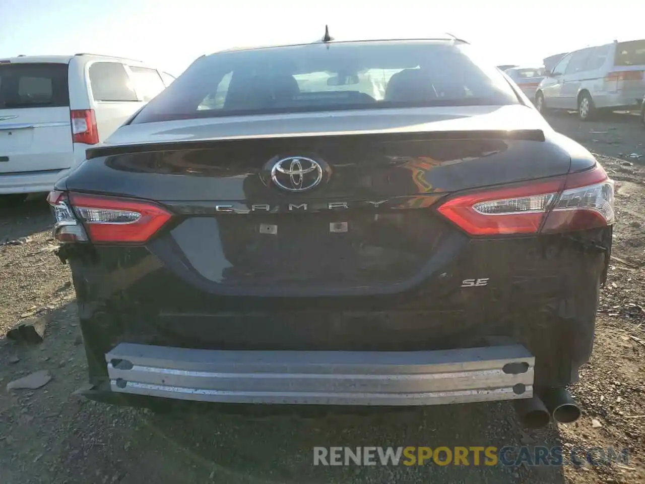 6 Photograph of a damaged car 4T1B11HK1KU790269 TOYOTA CAMRY 2019