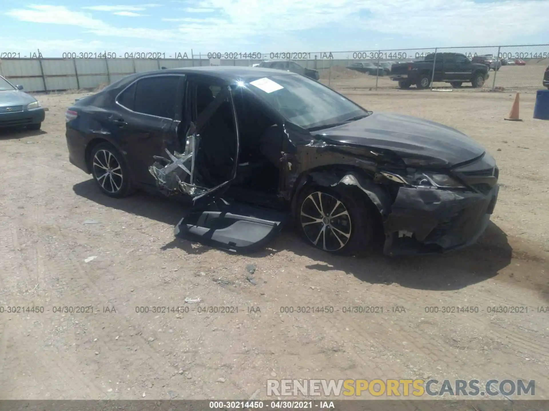 1 Photograph of a damaged car 4T1B11HK1KU791261 TOYOTA CAMRY 2019