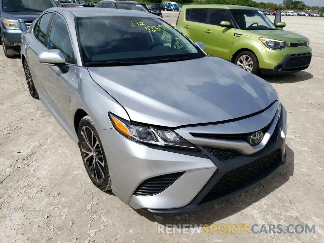 1 Photograph of a damaged car 4T1B11HK1KU793785 TOYOTA CAMRY 2019