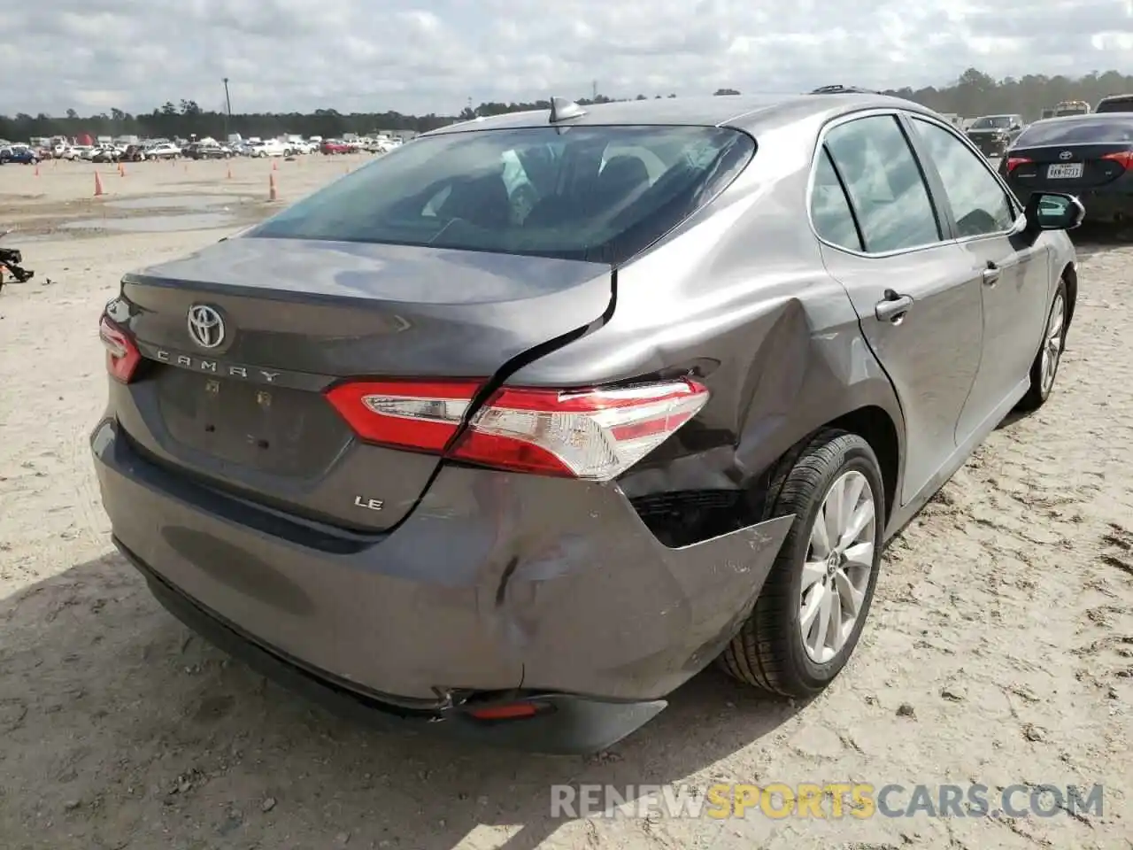 4 Photograph of a damaged car 4T1B11HK1KU794709 TOYOTA CAMRY 2019