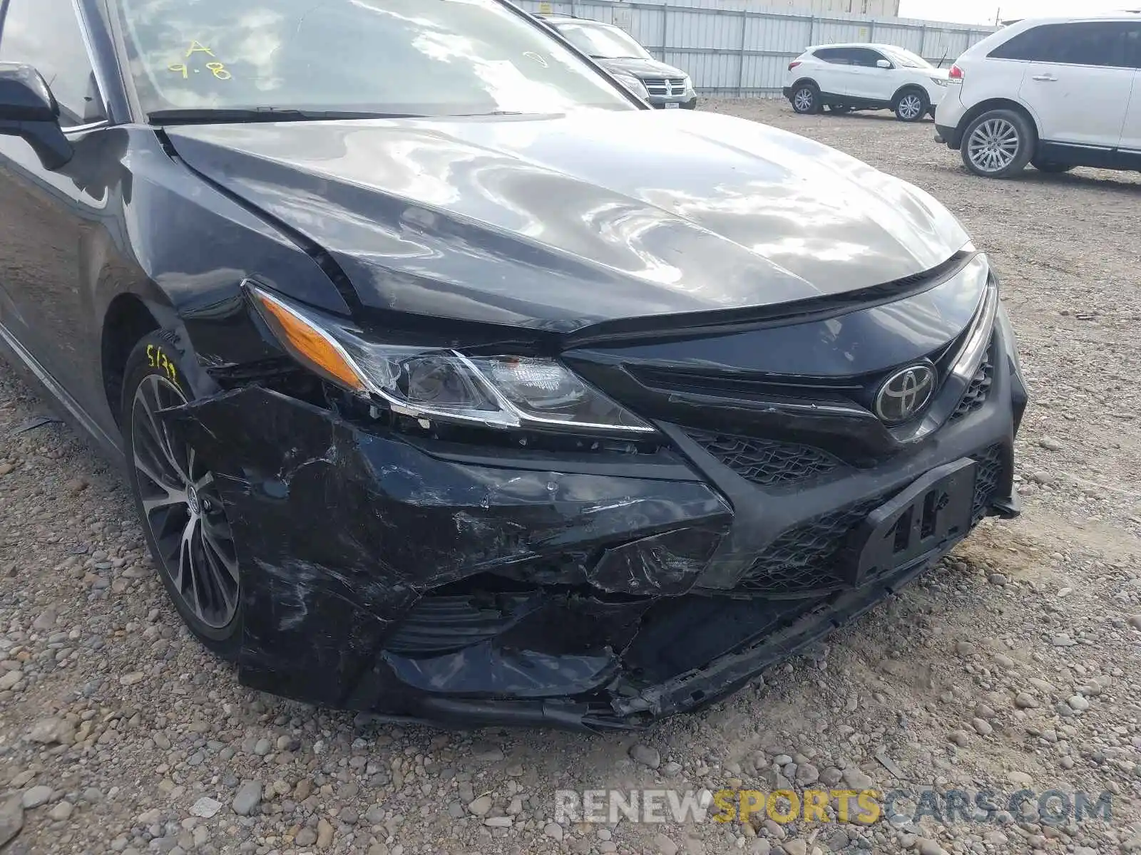 9 Photograph of a damaged car 4T1B11HK1KU795939 TOYOTA CAMRY 2019