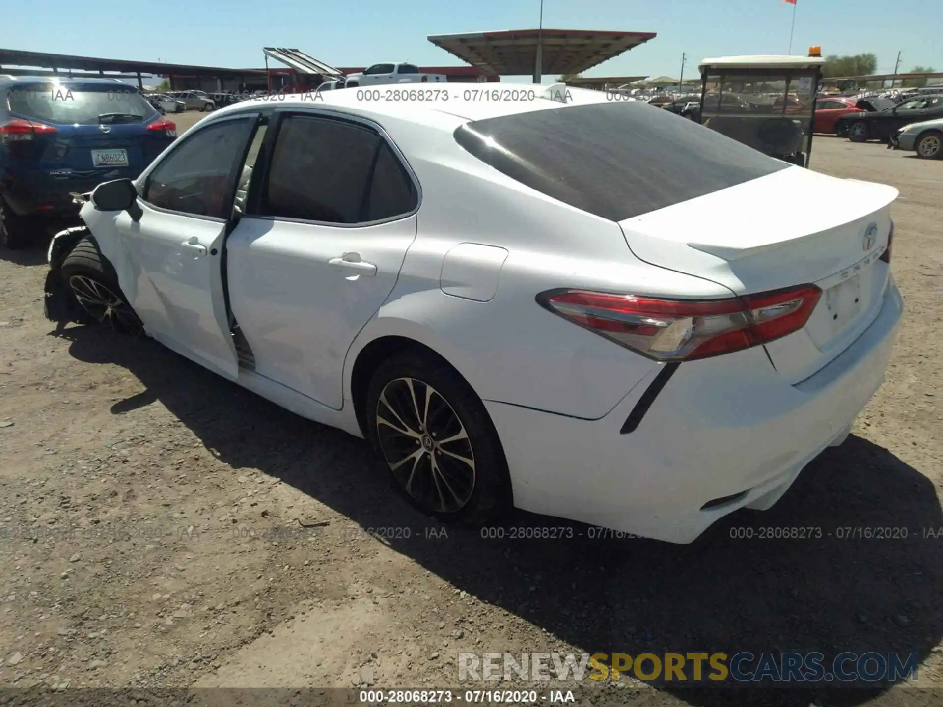 3 Photograph of a damaged car 4T1B11HK1KU796783 TOYOTA CAMRY 2019