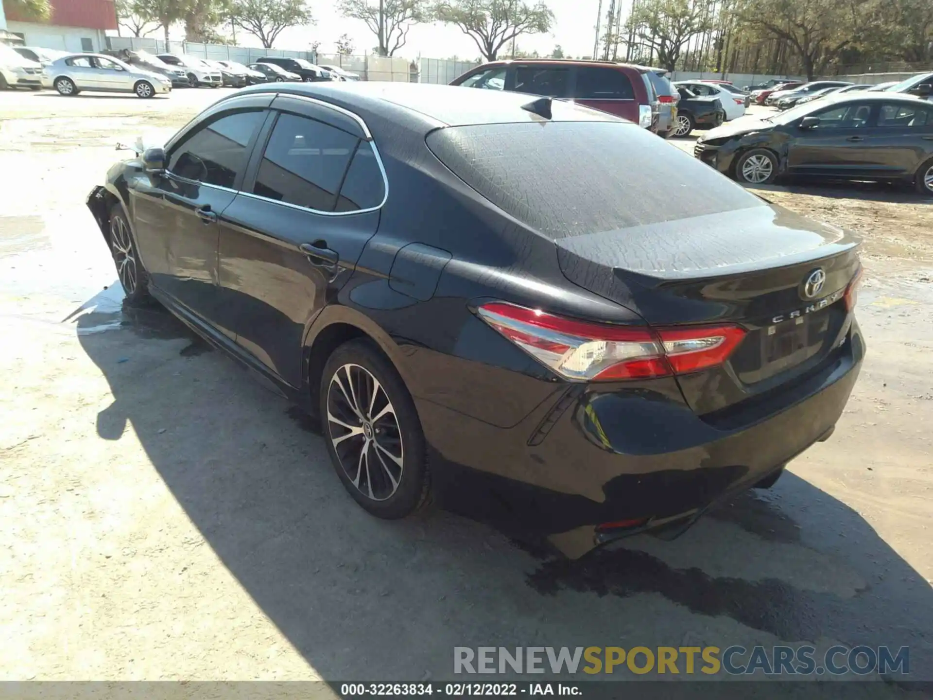 3 Photograph of a damaged car 4T1B11HK1KU796895 TOYOTA CAMRY 2019