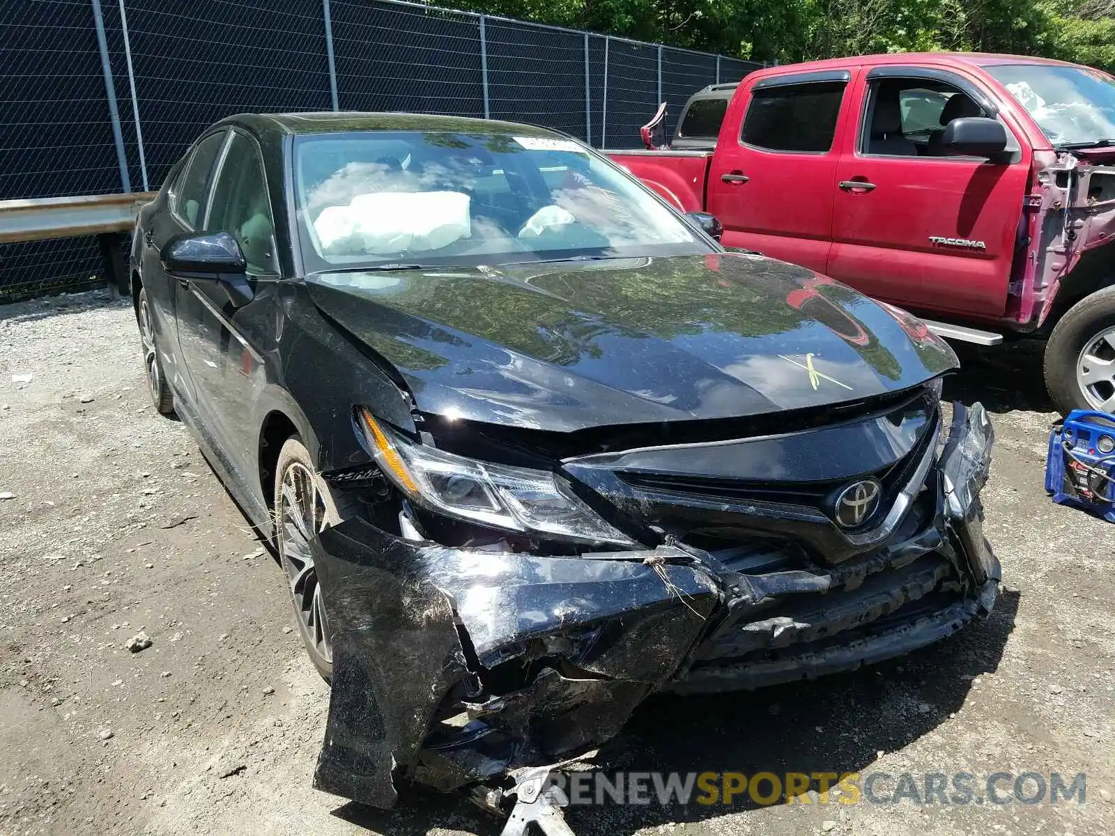 9 Photograph of a damaged car 4T1B11HK1KU797271 TOYOTA CAMRY 2019