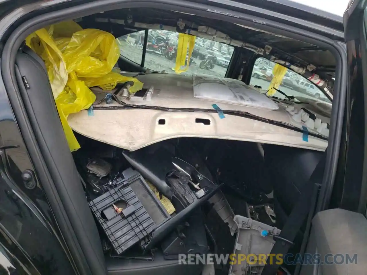 6 Photograph of a damaged car 4T1B11HK1KU797366 TOYOTA CAMRY 2019