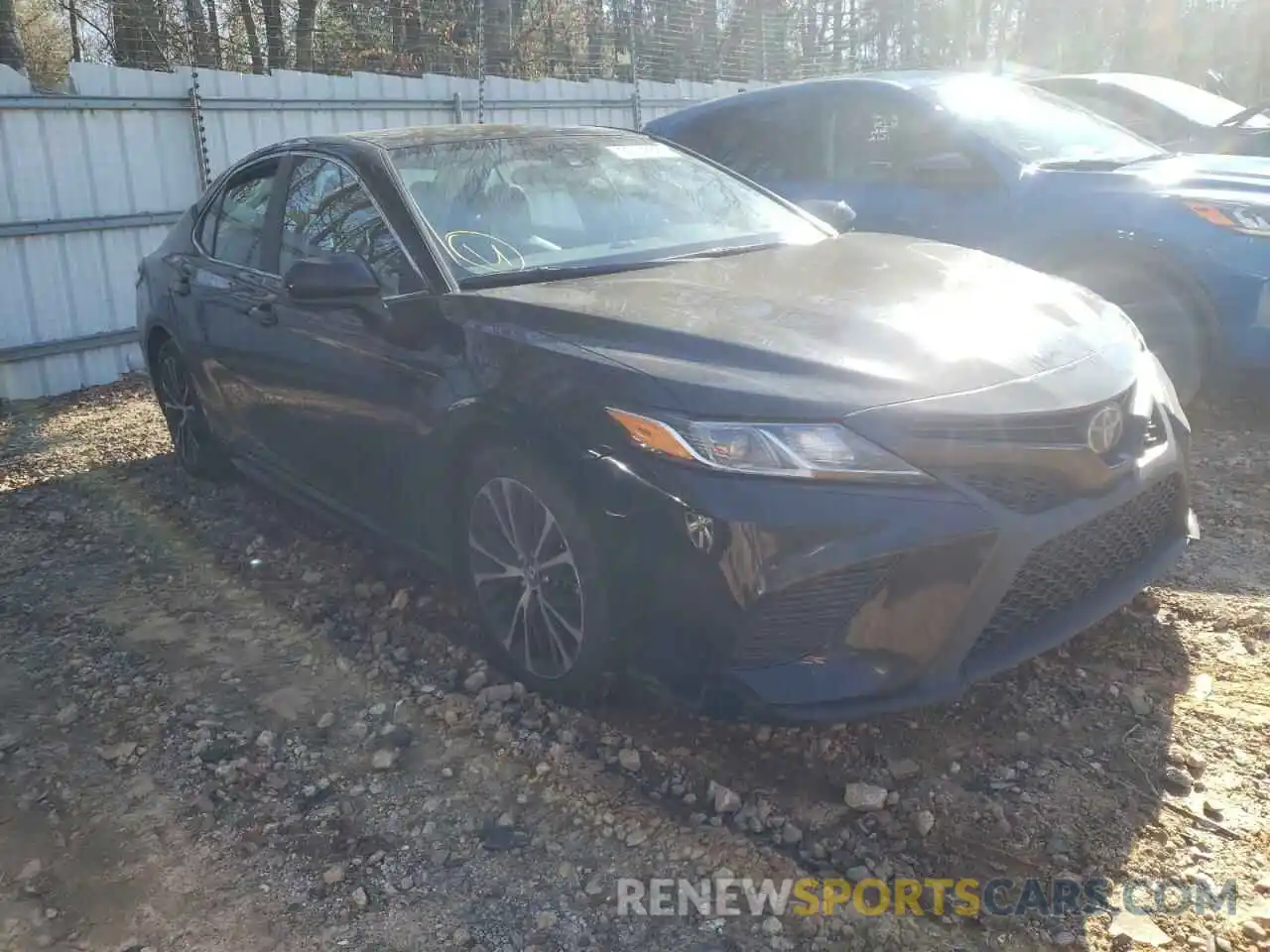 1 Photograph of a damaged car 4T1B11HK1KU799196 TOYOTA CAMRY 2019