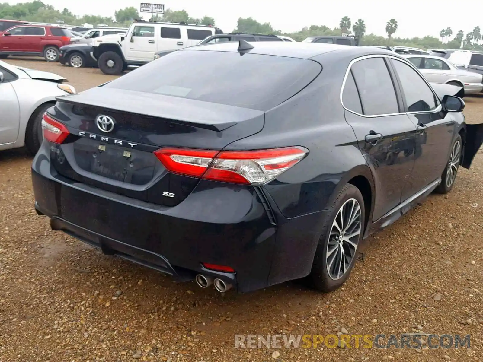 4 Photograph of a damaged car 4T1B11HK1KU800878 TOYOTA CAMRY 2019