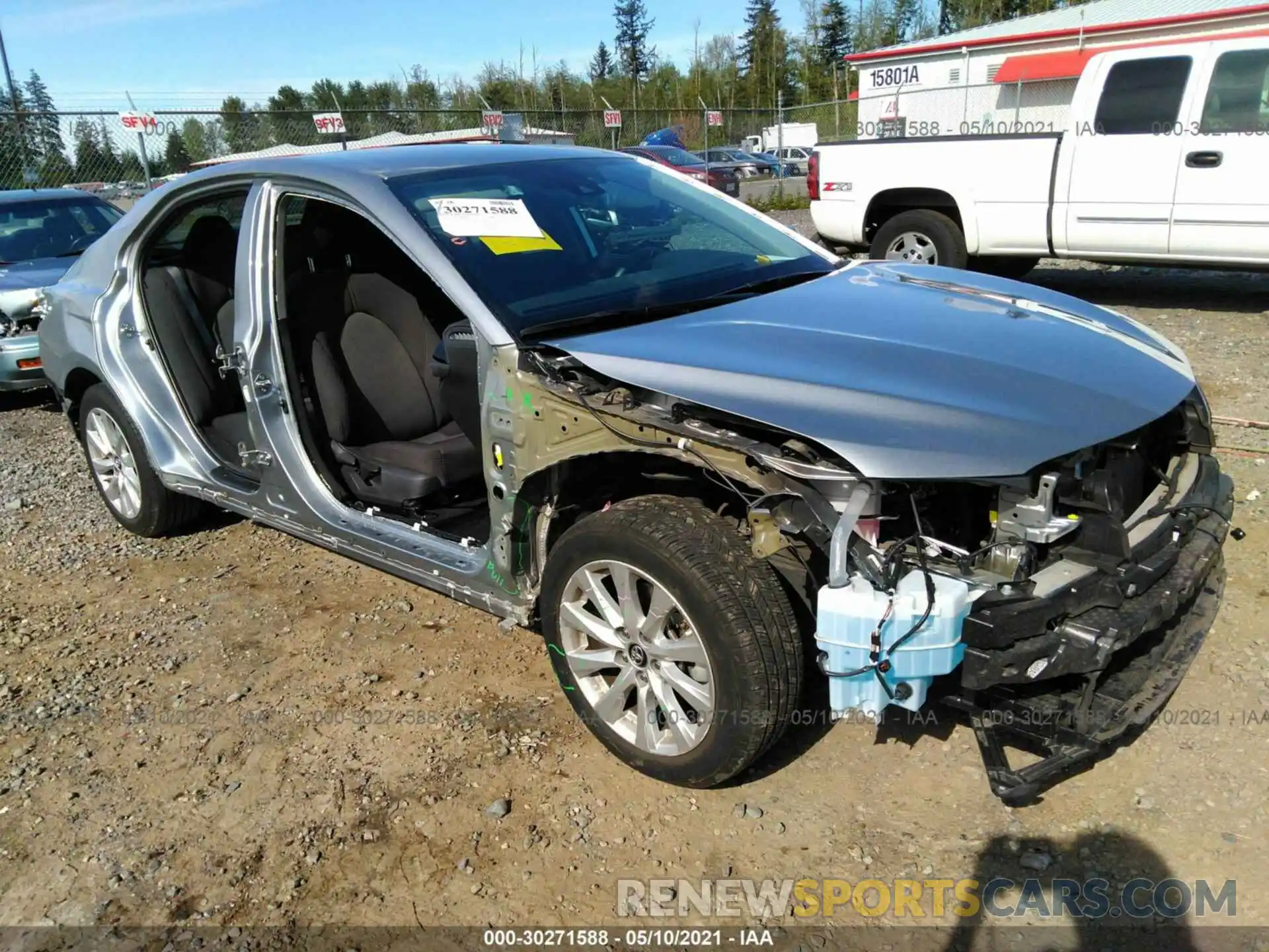 1 Photograph of a damaged car 4T1B11HK1KU802047 TOYOTA CAMRY 2019