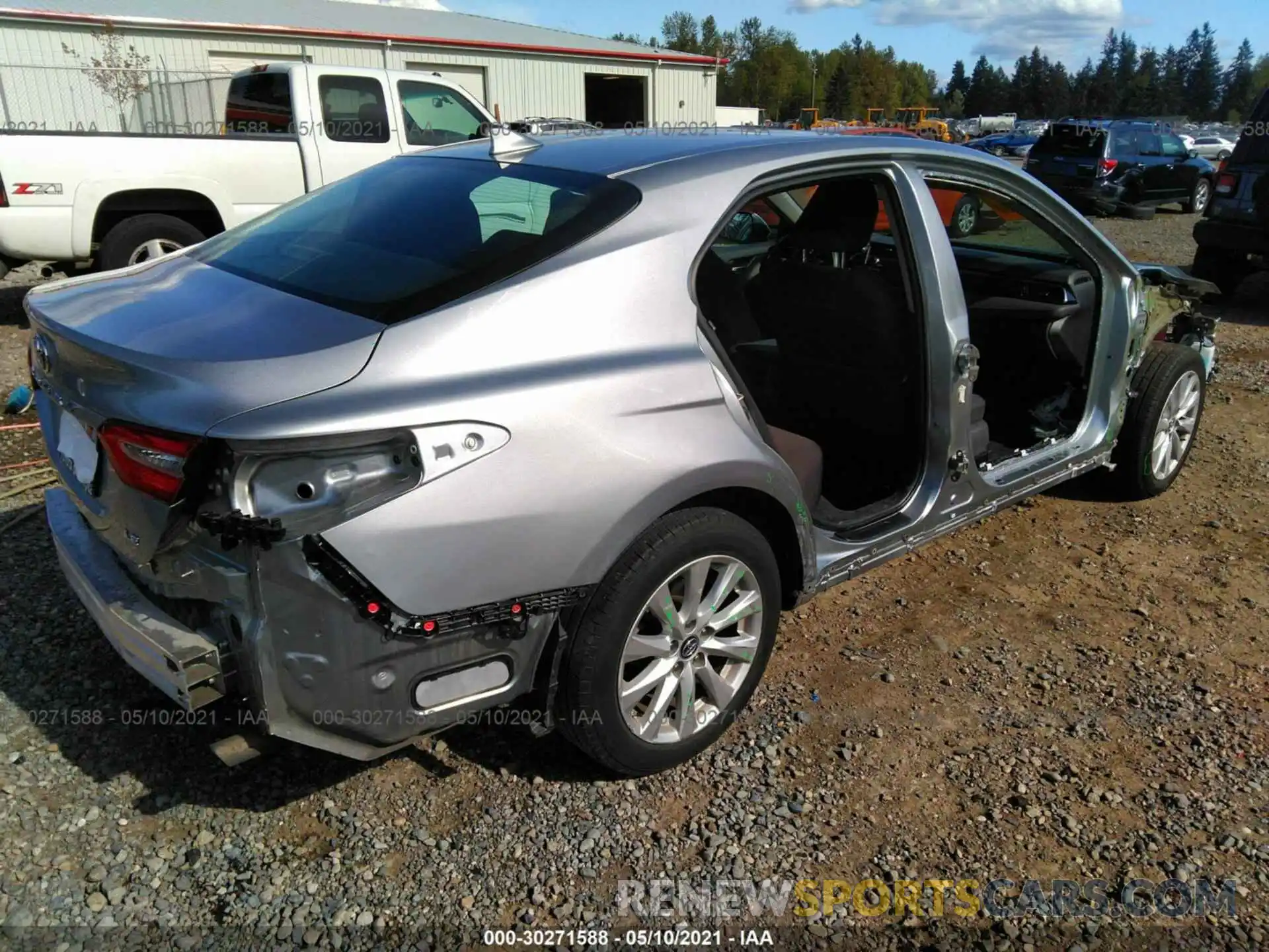 4 Photograph of a damaged car 4T1B11HK1KU802047 TOYOTA CAMRY 2019