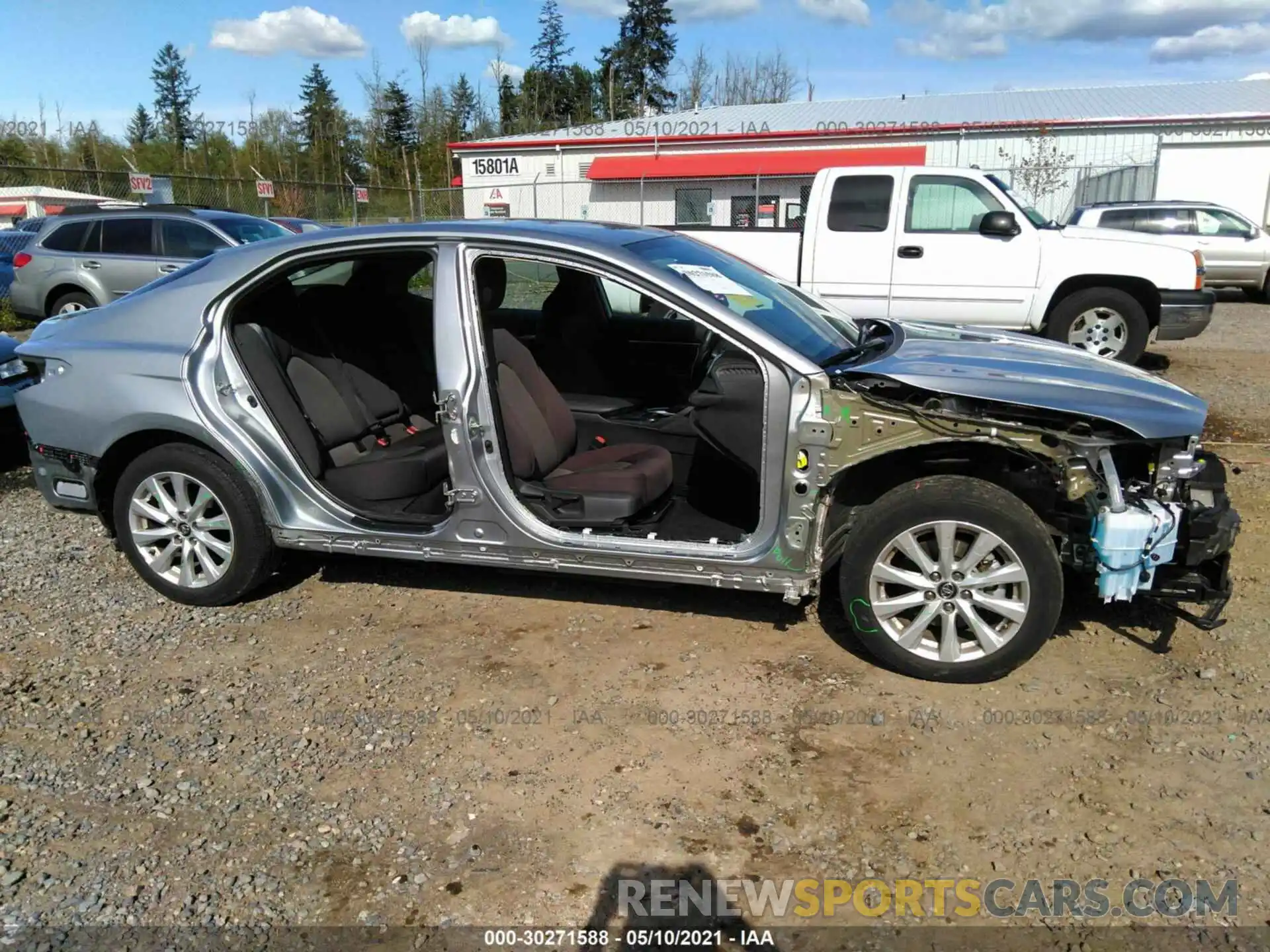 6 Photograph of a damaged car 4T1B11HK1KU802047 TOYOTA CAMRY 2019