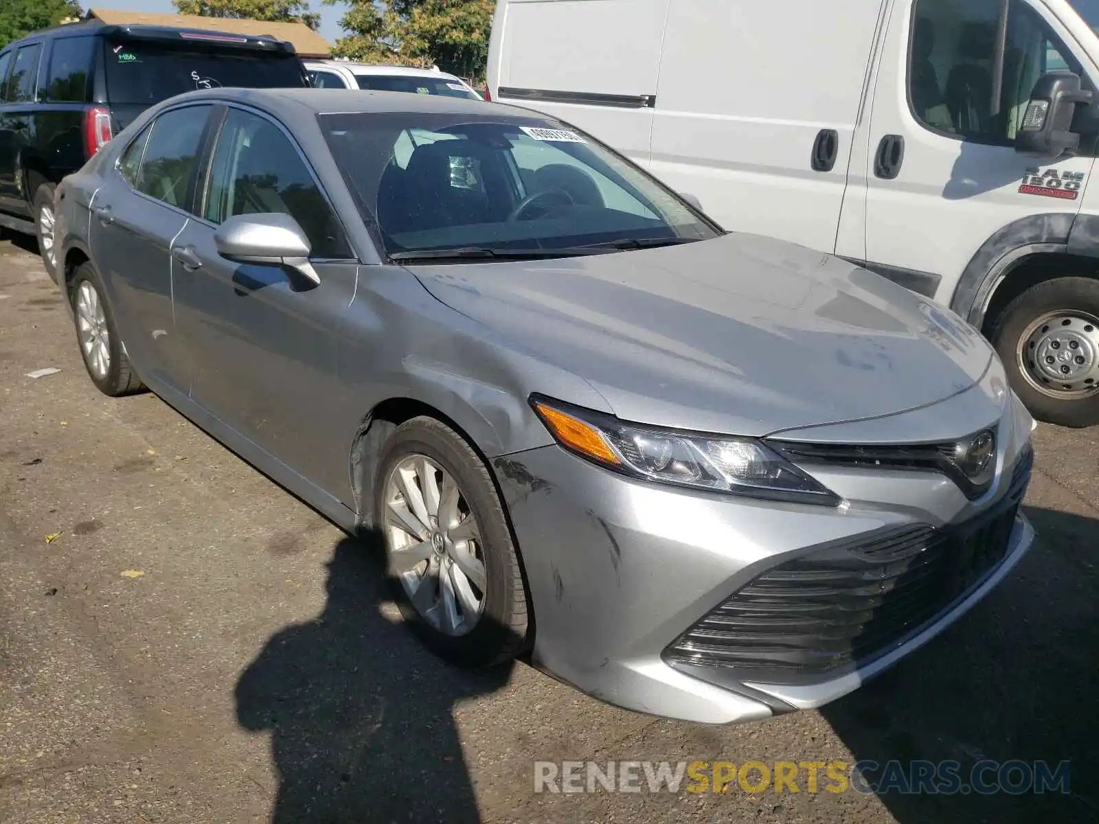 1 Photograph of a damaged car 4T1B11HK1KU802744 TOYOTA CAMRY 2019