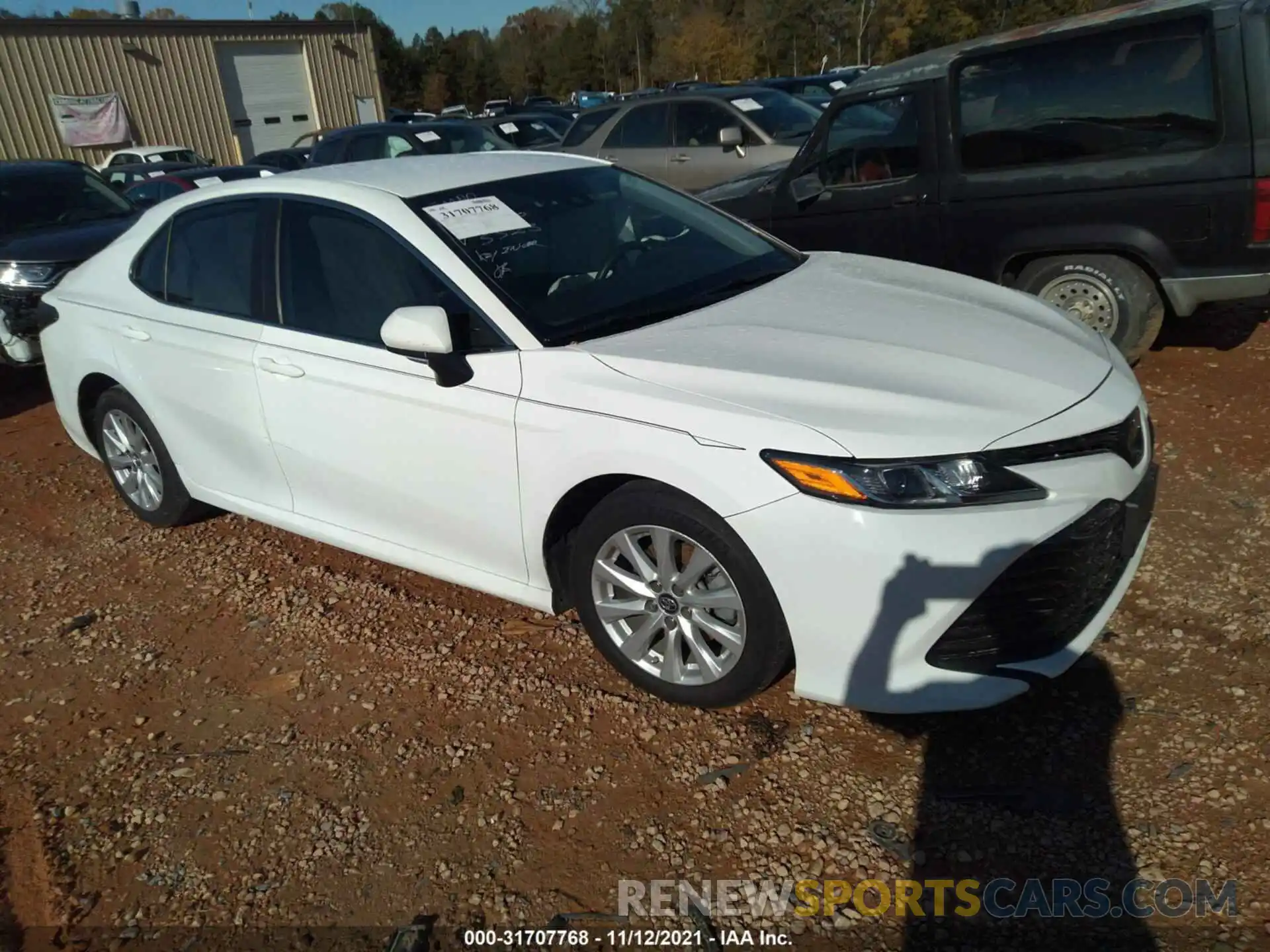 1 Photograph of a damaged car 4T1B11HK1KU803523 TOYOTA CAMRY 2019