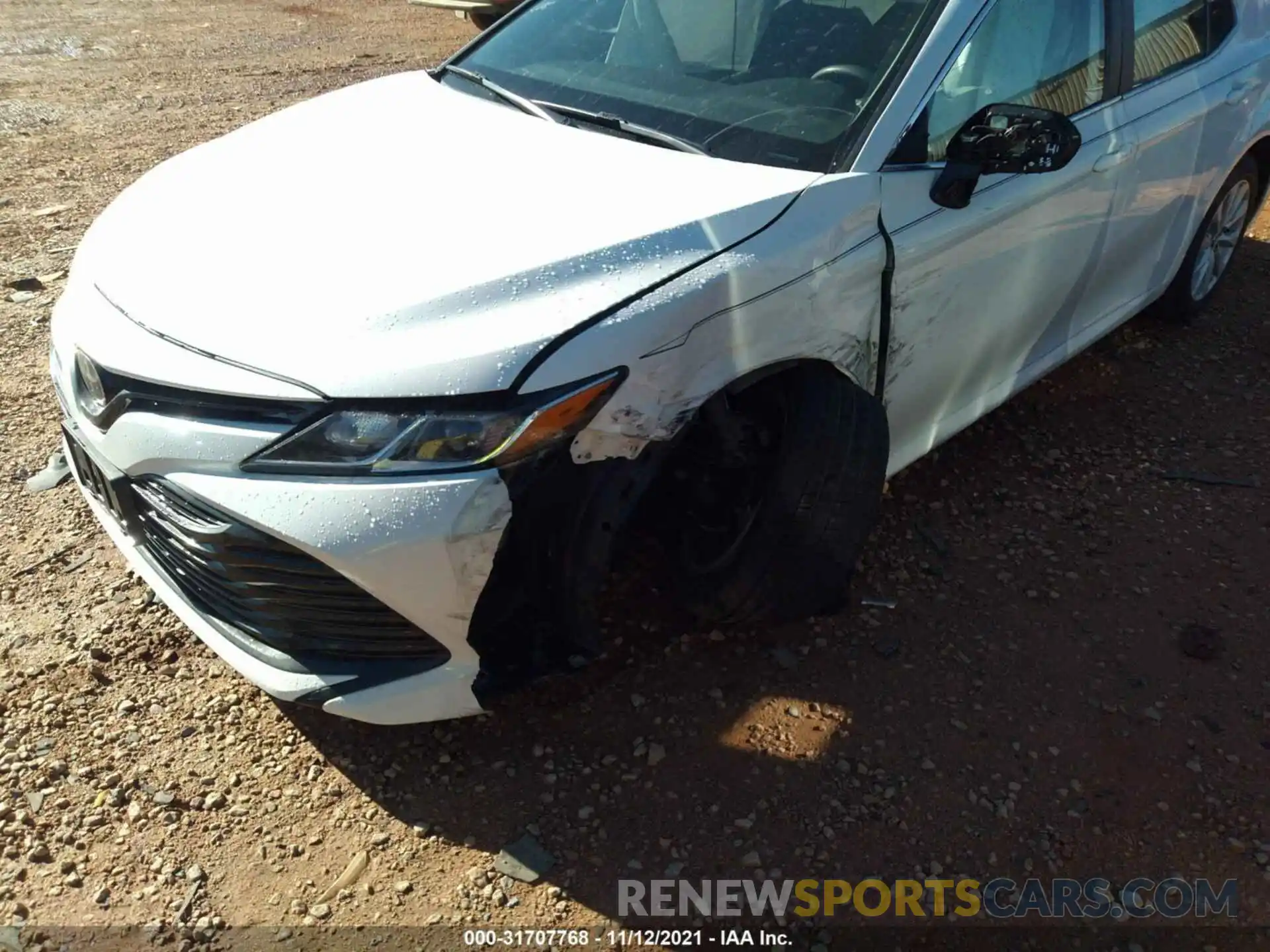 6 Photograph of a damaged car 4T1B11HK1KU803523 TOYOTA CAMRY 2019