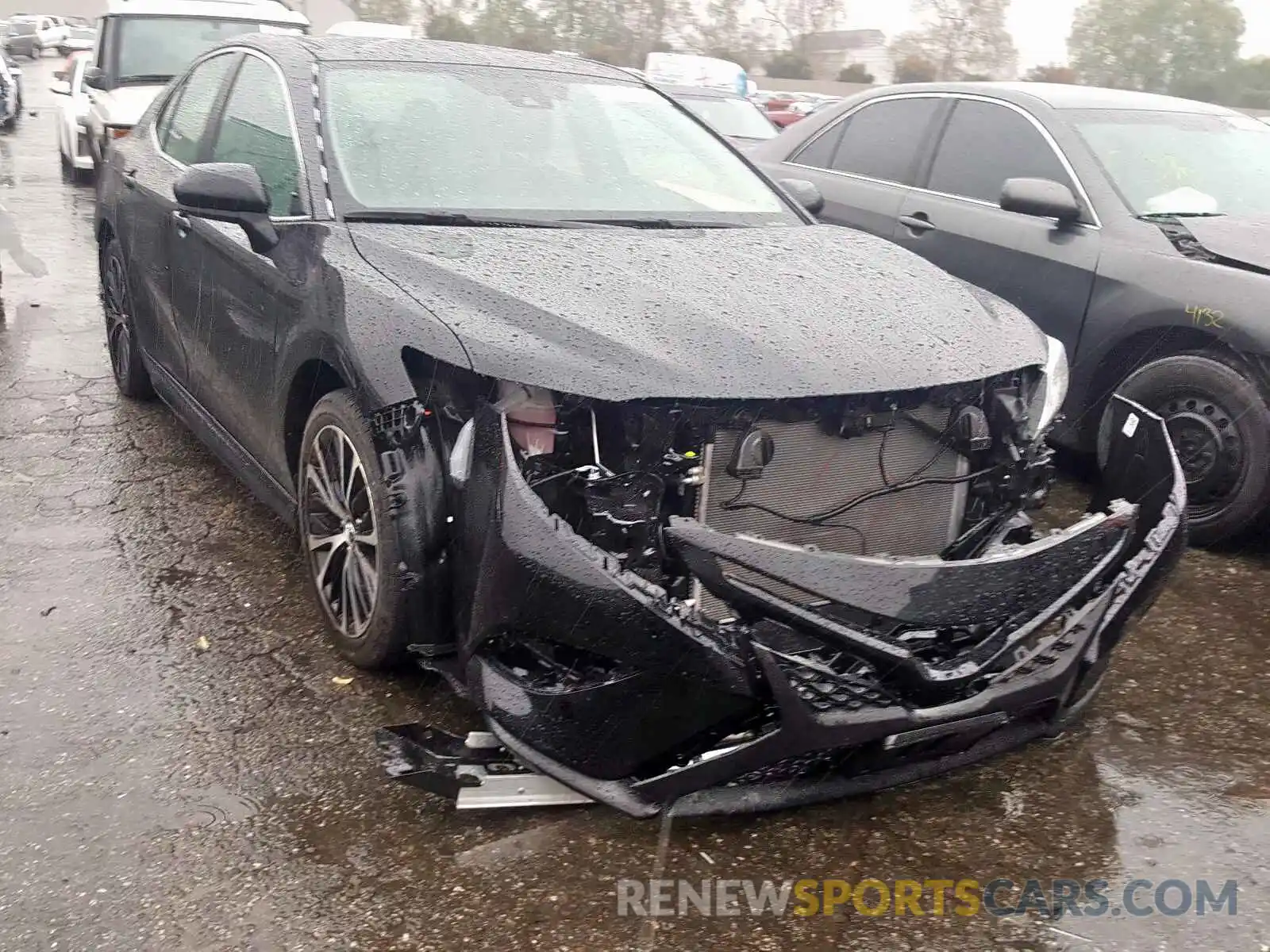 1 Photograph of a damaged car 4T1B11HK1KU804056 TOYOTA CAMRY 2019