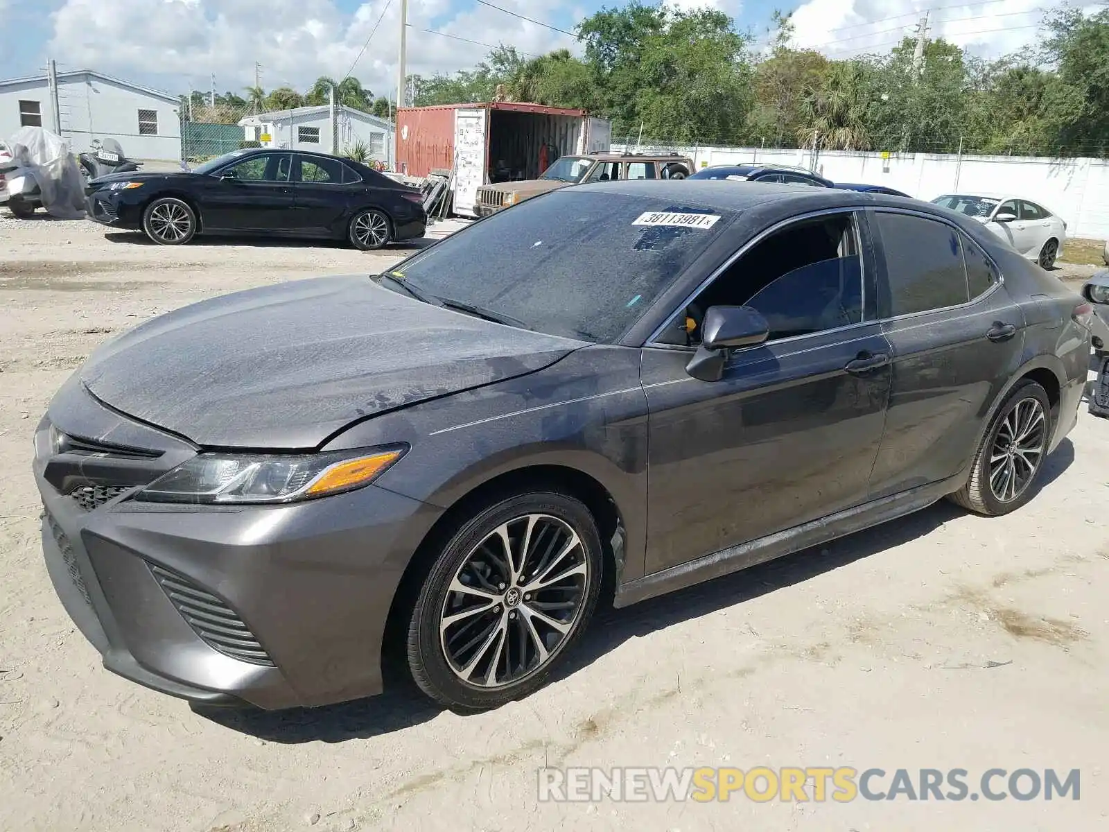 2 Photograph of a damaged car 4T1B11HK1KU804218 TOYOTA CAMRY 2019