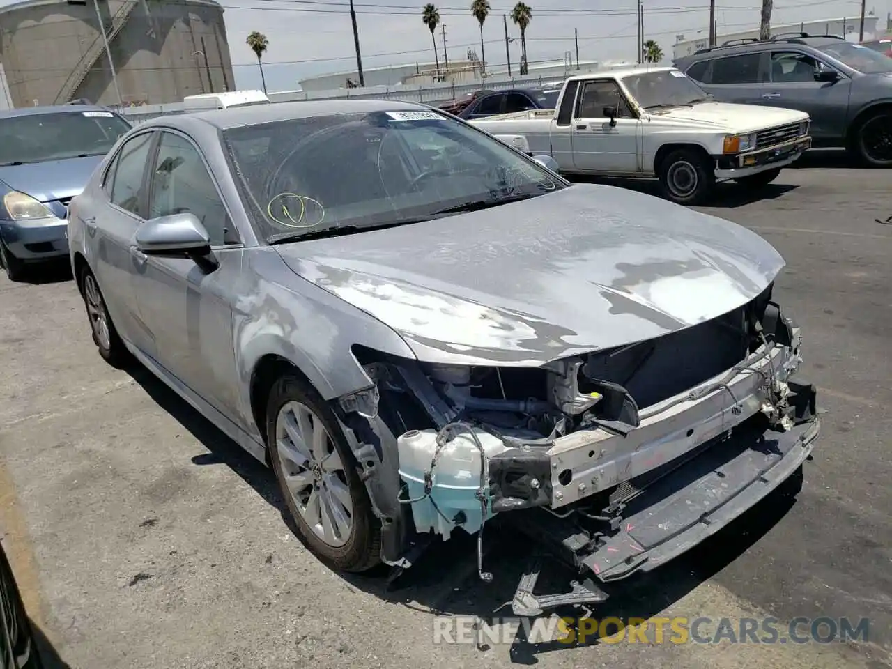 1 Photograph of a damaged car 4T1B11HK1KU804980 TOYOTA CAMRY 2019