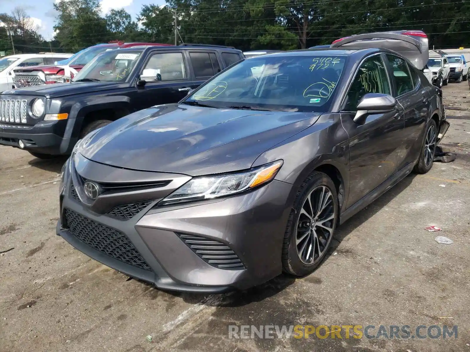 2 Photograph of a damaged car 4T1B11HK1KU806728 TOYOTA CAMRY 2019