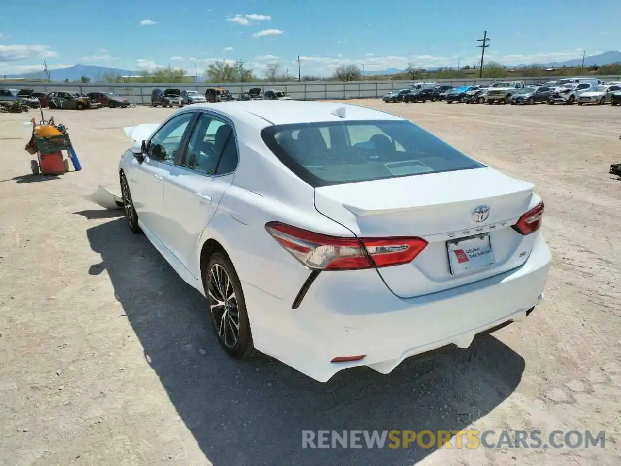 3 Photograph of a damaged car 4T1B11HK1KU808575 TOYOTA CAMRY 2019