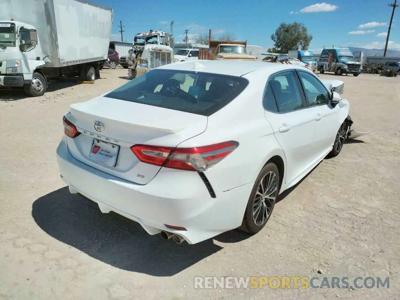 4 Photograph of a damaged car 4T1B11HK1KU808575 TOYOTA CAMRY 2019