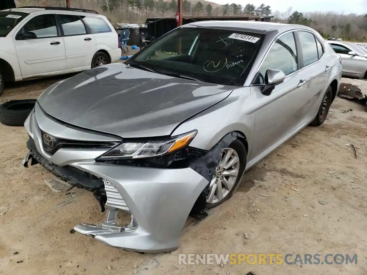 2 Photograph of a damaged car 4T1B11HK1KU808592 TOYOTA CAMRY 2019