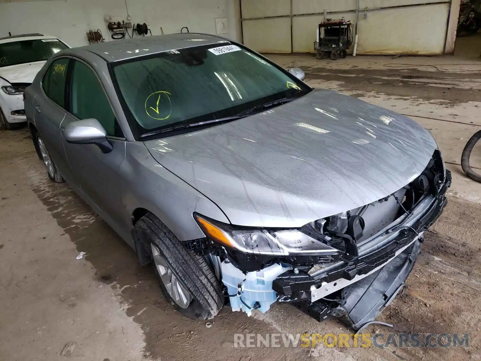 1 Photograph of a damaged car 4T1B11HK1KU811539 TOYOTA CAMRY 2019