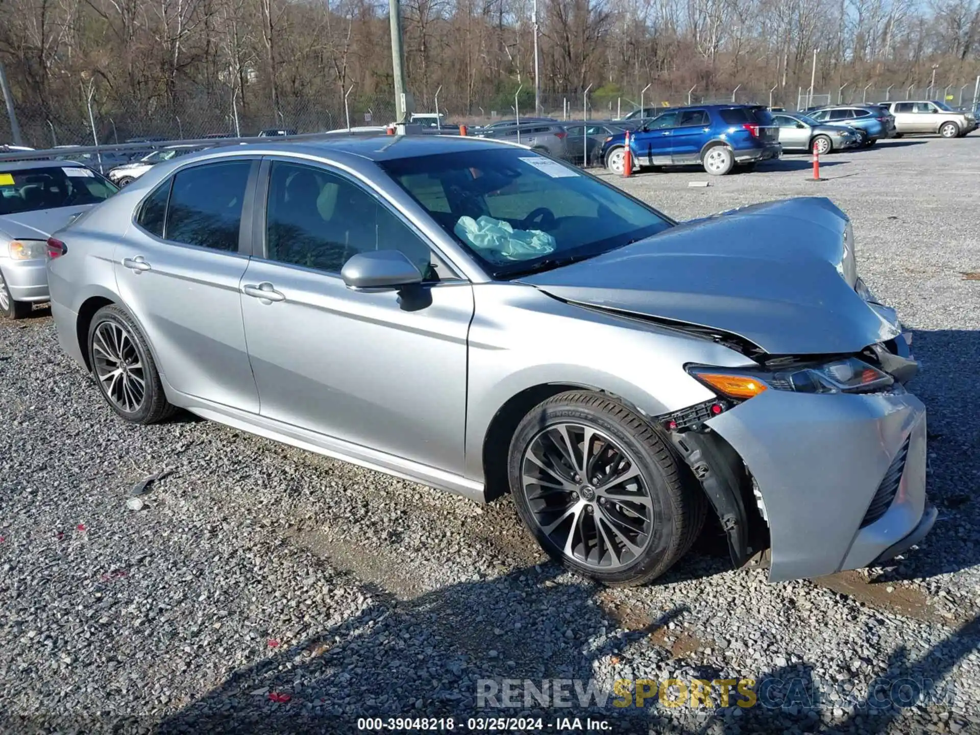 1 Photograph of a damaged car 4T1B11HK1KU813162 TOYOTA CAMRY 2019