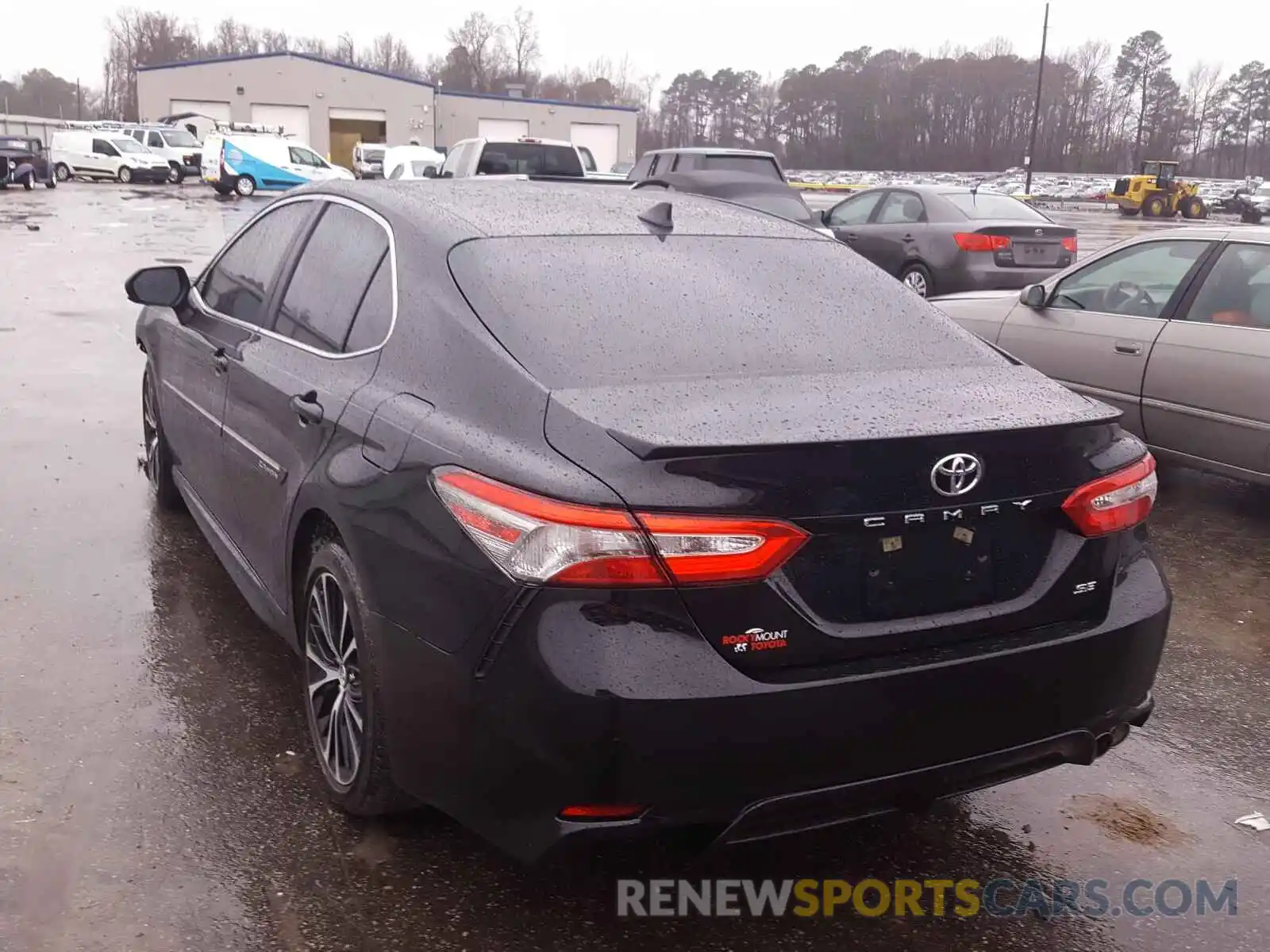 3 Photograph of a damaged car 4T1B11HK1KU813582 TOYOTA CAMRY 2019