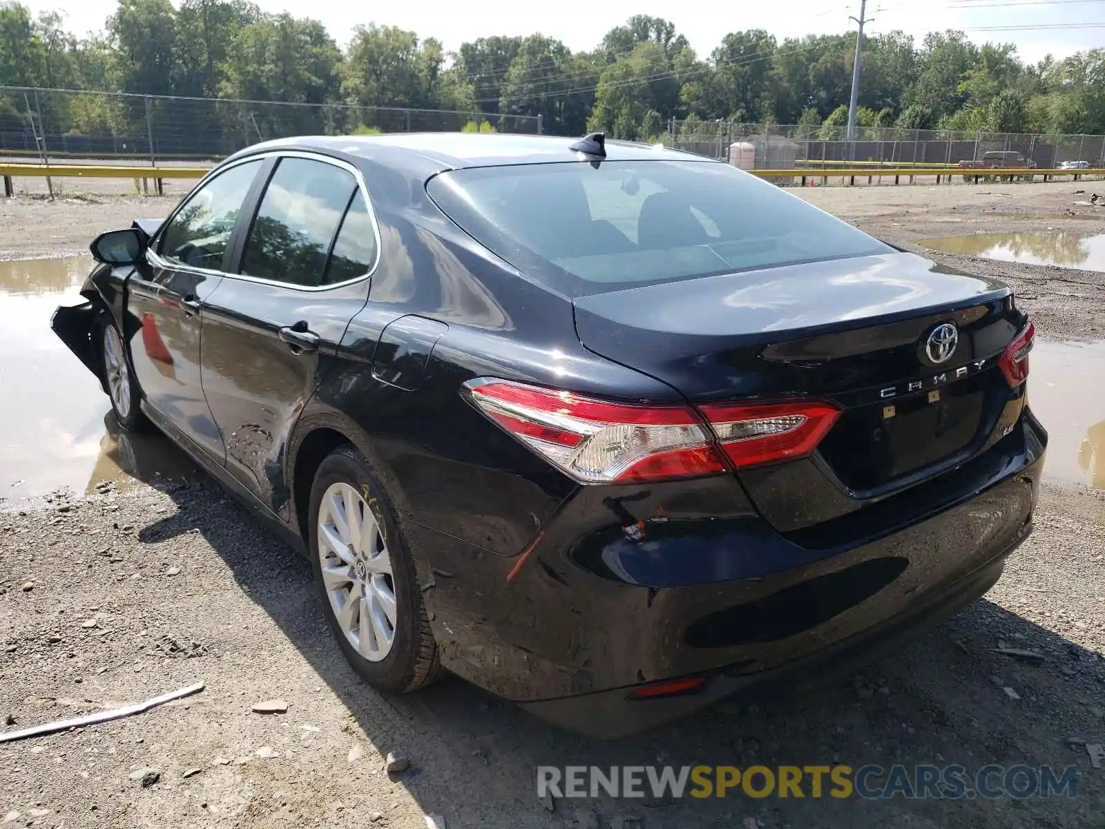 3 Photograph of a damaged car 4T1B11HK1KU814361 TOYOTA CAMRY 2019