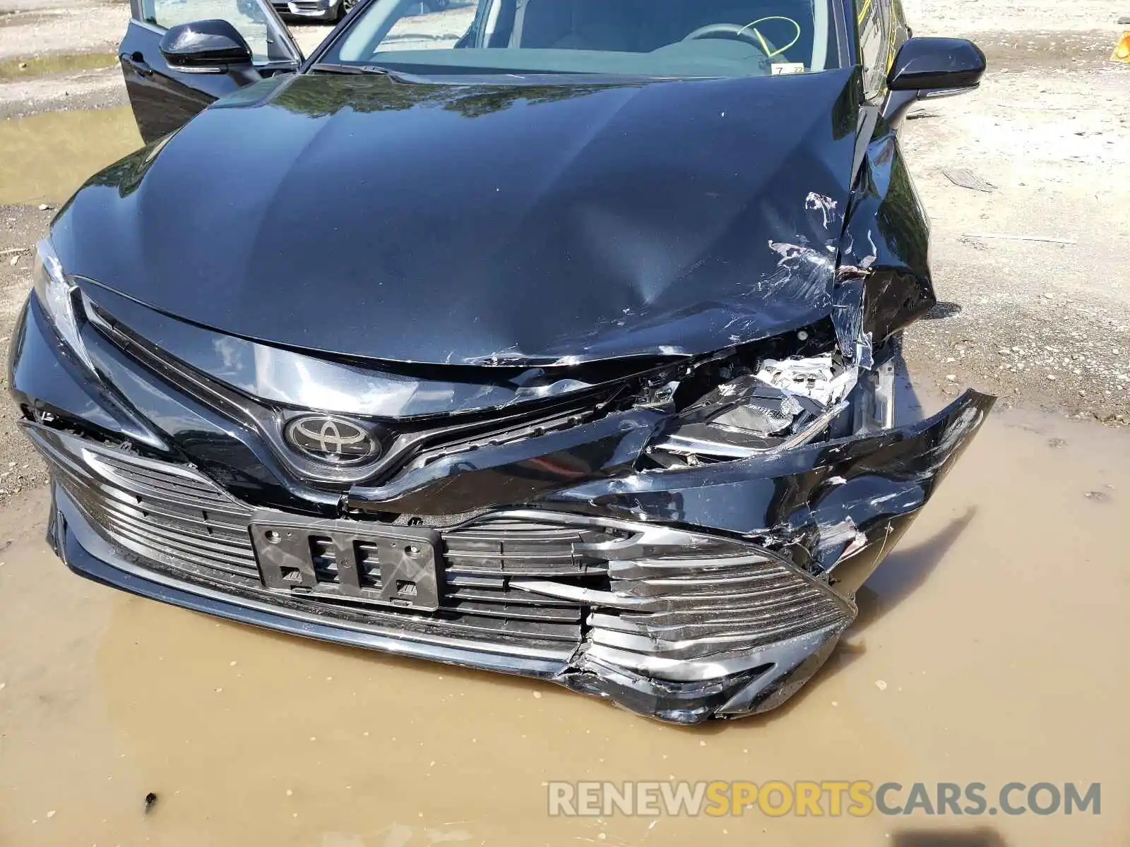 9 Photograph of a damaged car 4T1B11HK1KU814361 TOYOTA CAMRY 2019