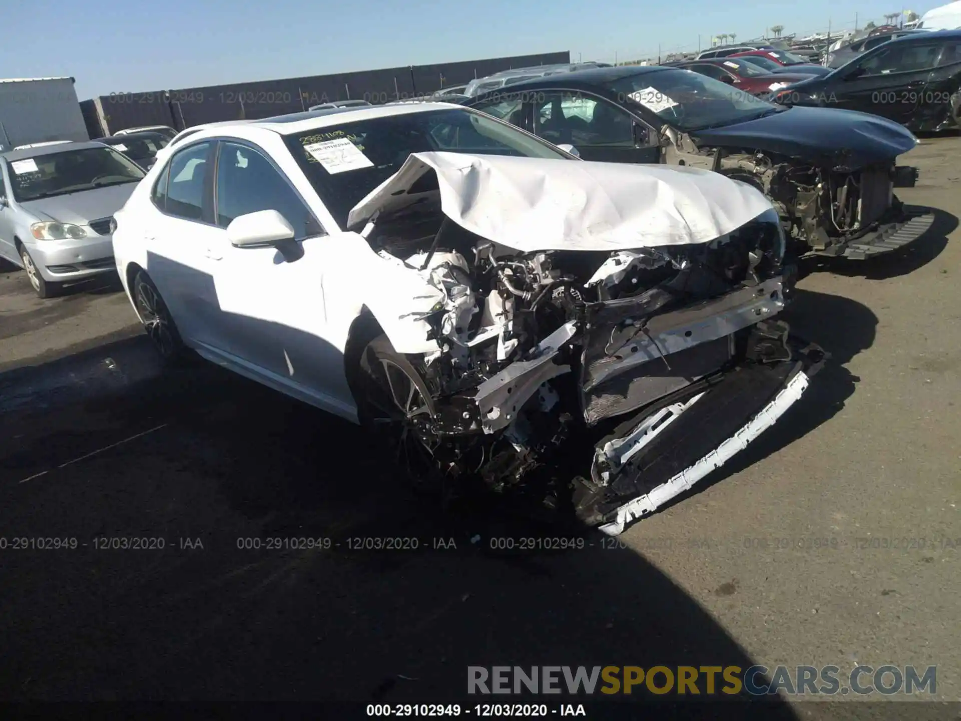 1 Photograph of a damaged car 4T1B11HK1KU815087 TOYOTA CAMRY 2019