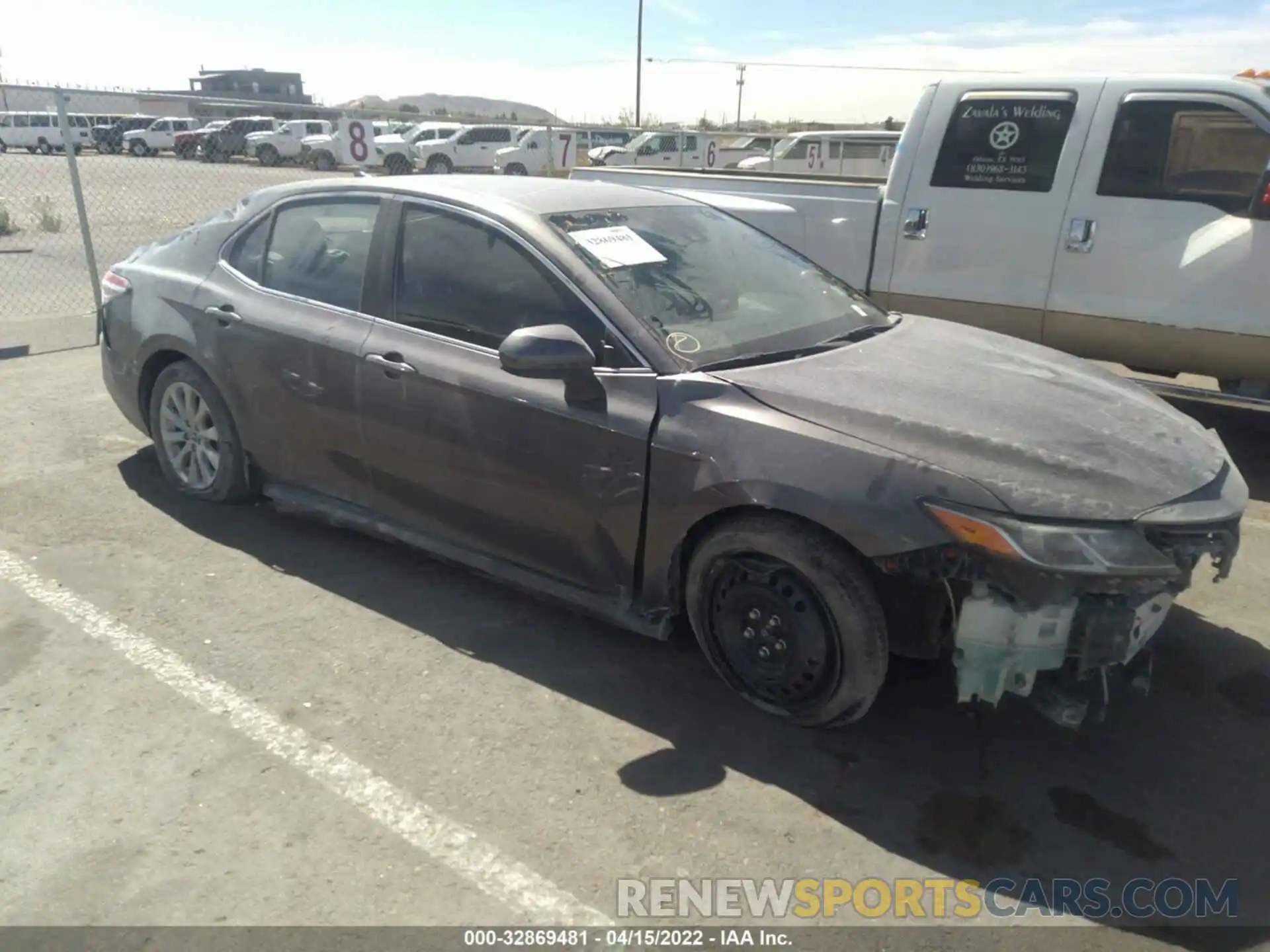 1 Photograph of a damaged car 4T1B11HK1KU815154 TOYOTA CAMRY 2019