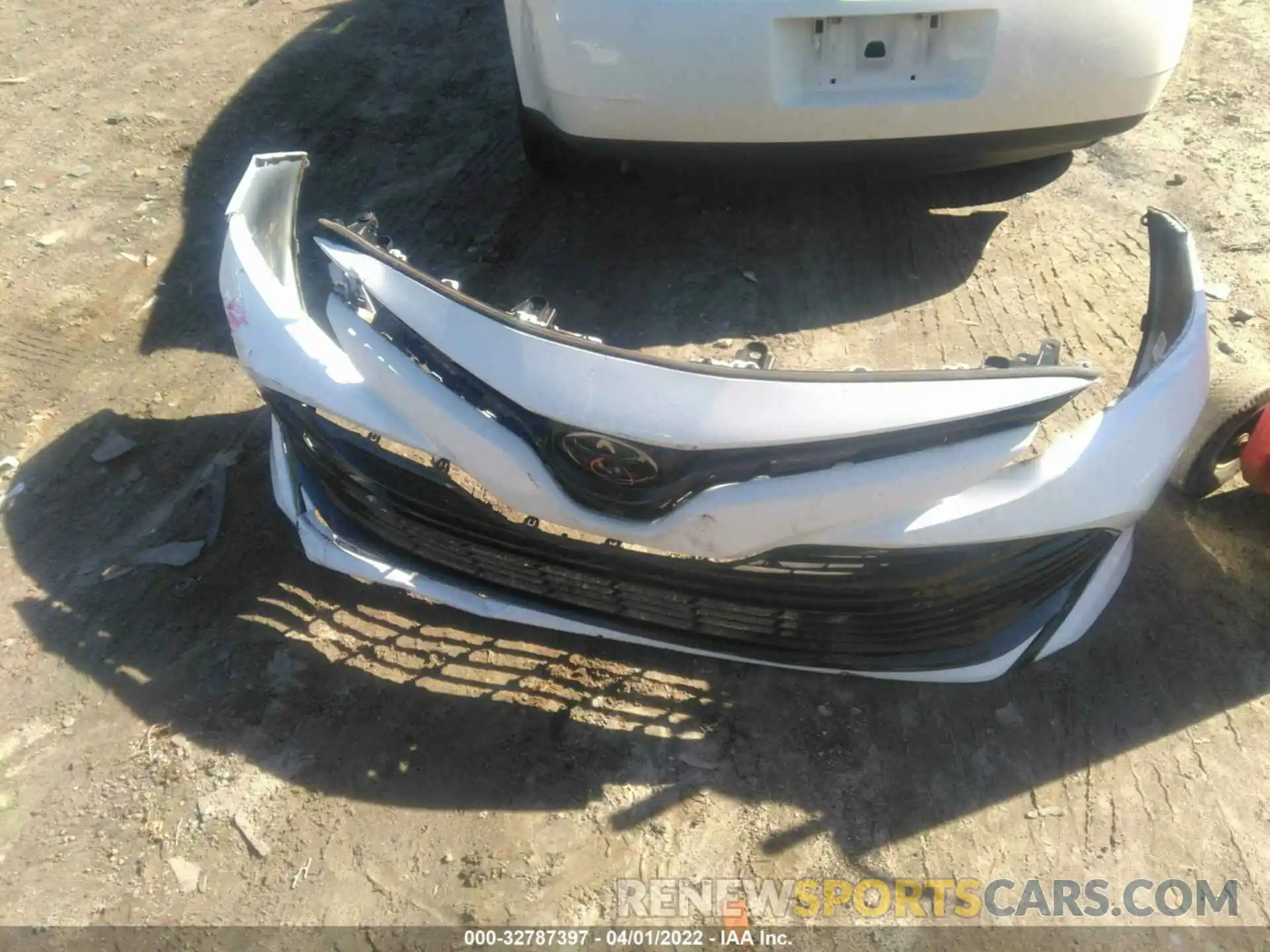 12 Photograph of a damaged car 4T1B11HK1KU816238 TOYOTA CAMRY 2019