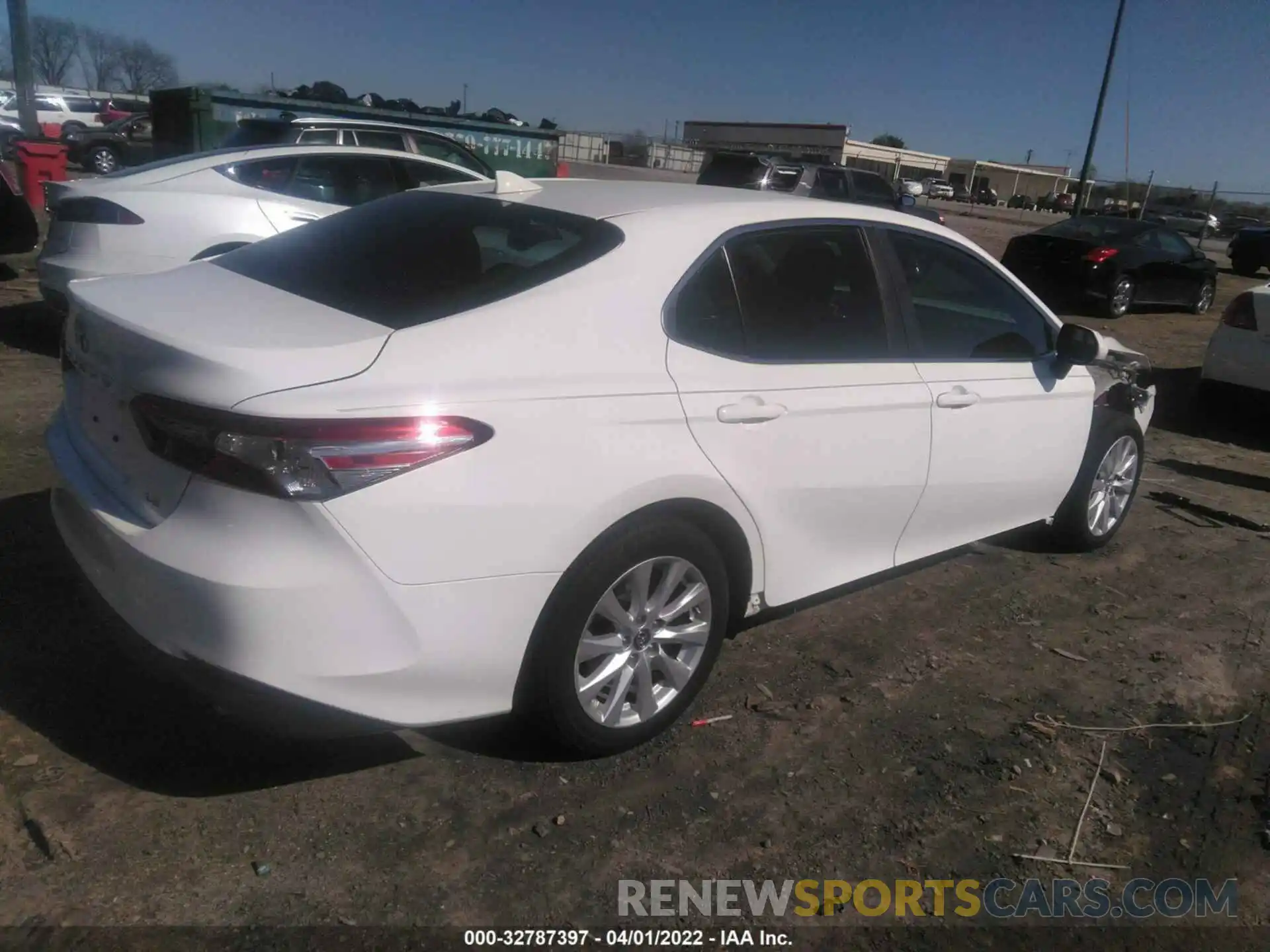 4 Photograph of a damaged car 4T1B11HK1KU816238 TOYOTA CAMRY 2019