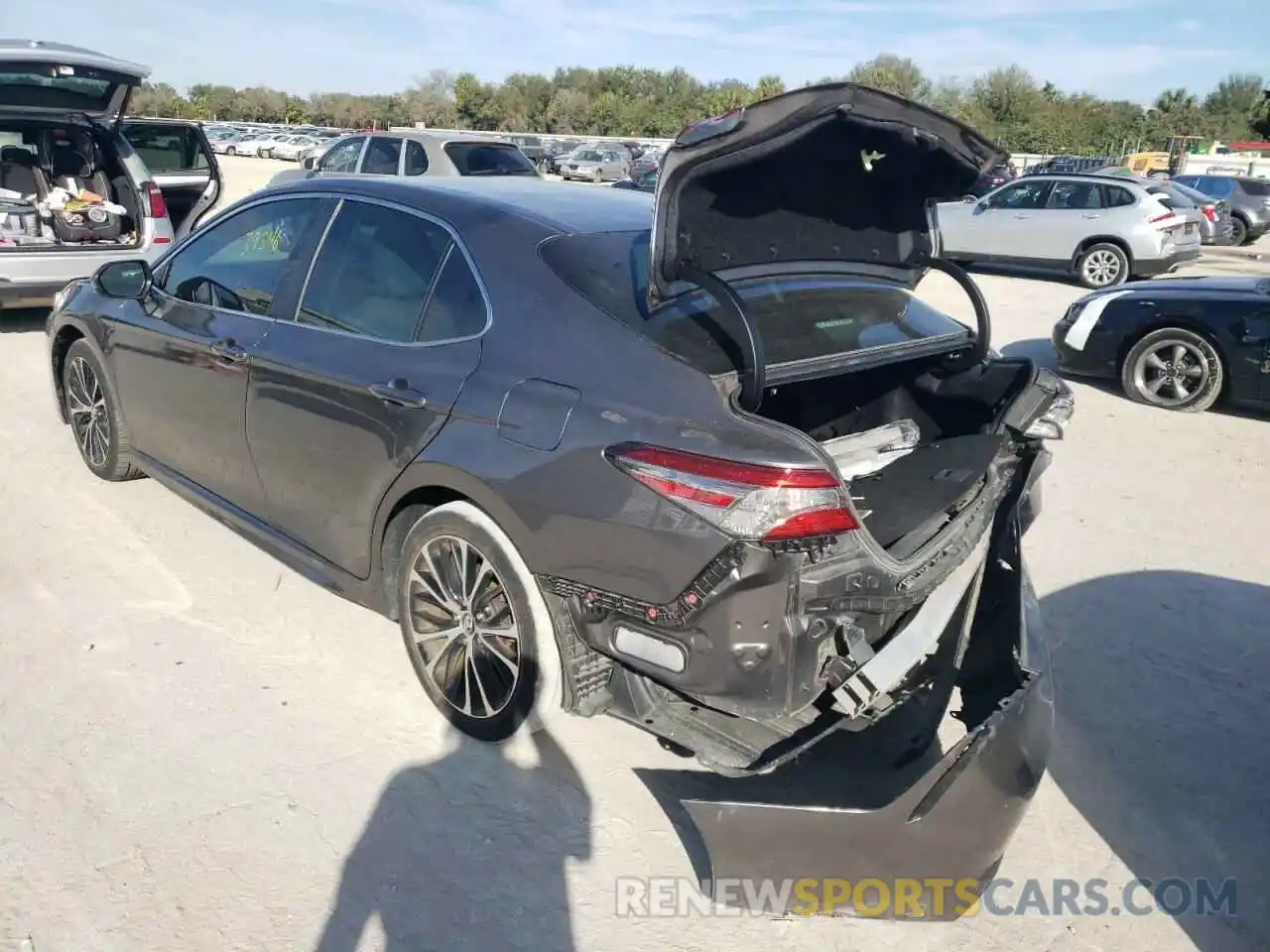 3 Photograph of a damaged car 4T1B11HK1KU818118 TOYOTA CAMRY 2019