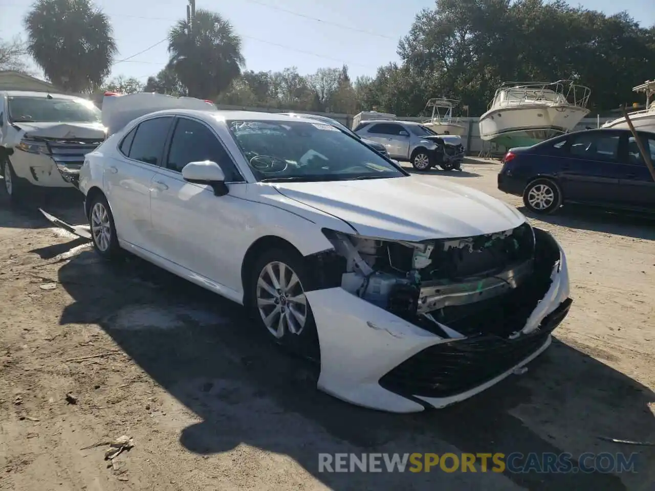 1 Photograph of a damaged car 4T1B11HK1KU827269 TOYOTA CAMRY 2019