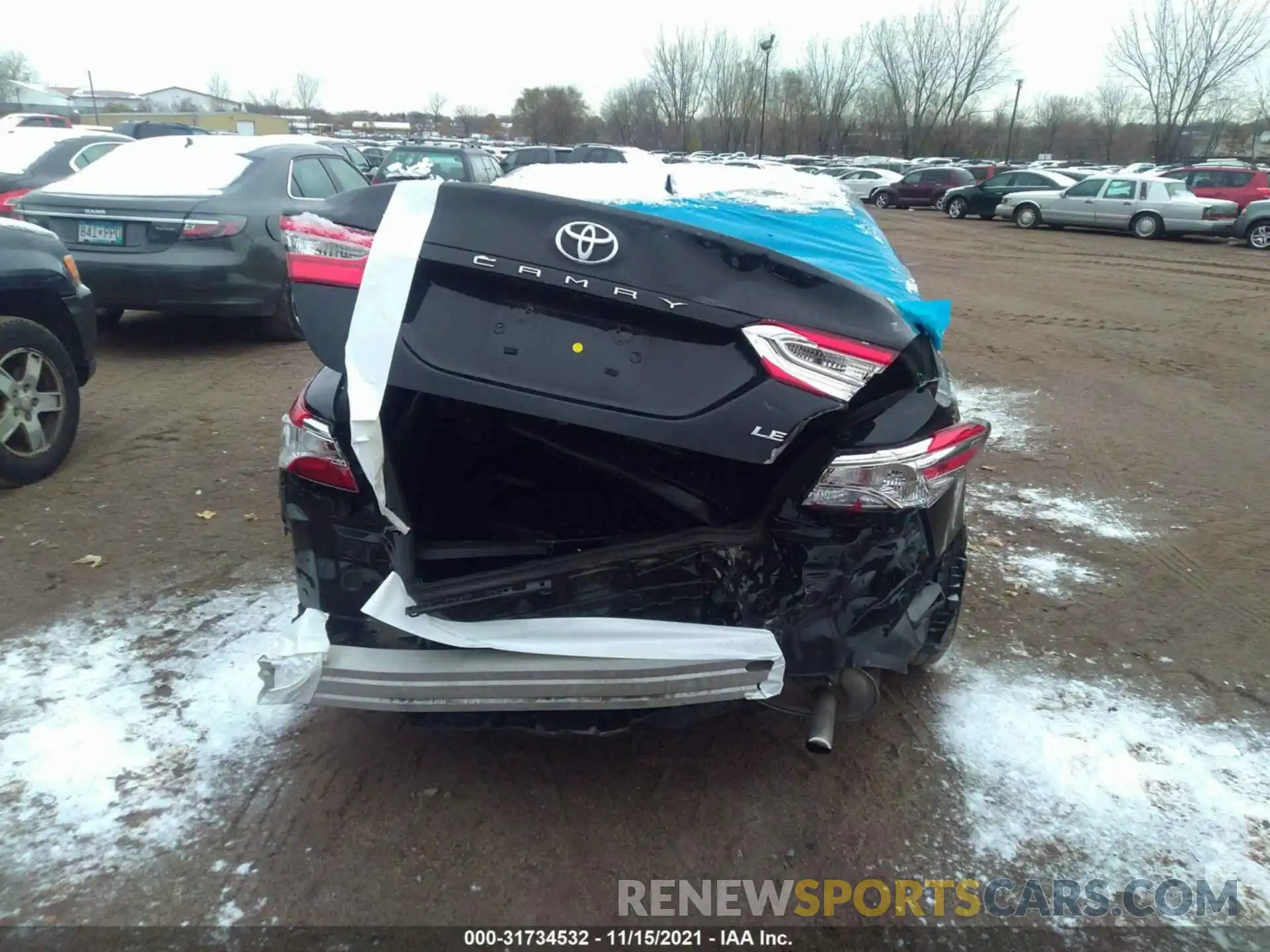 6 Photograph of a damaged car 4T1B11HK1KU827921 TOYOTA CAMRY 2019