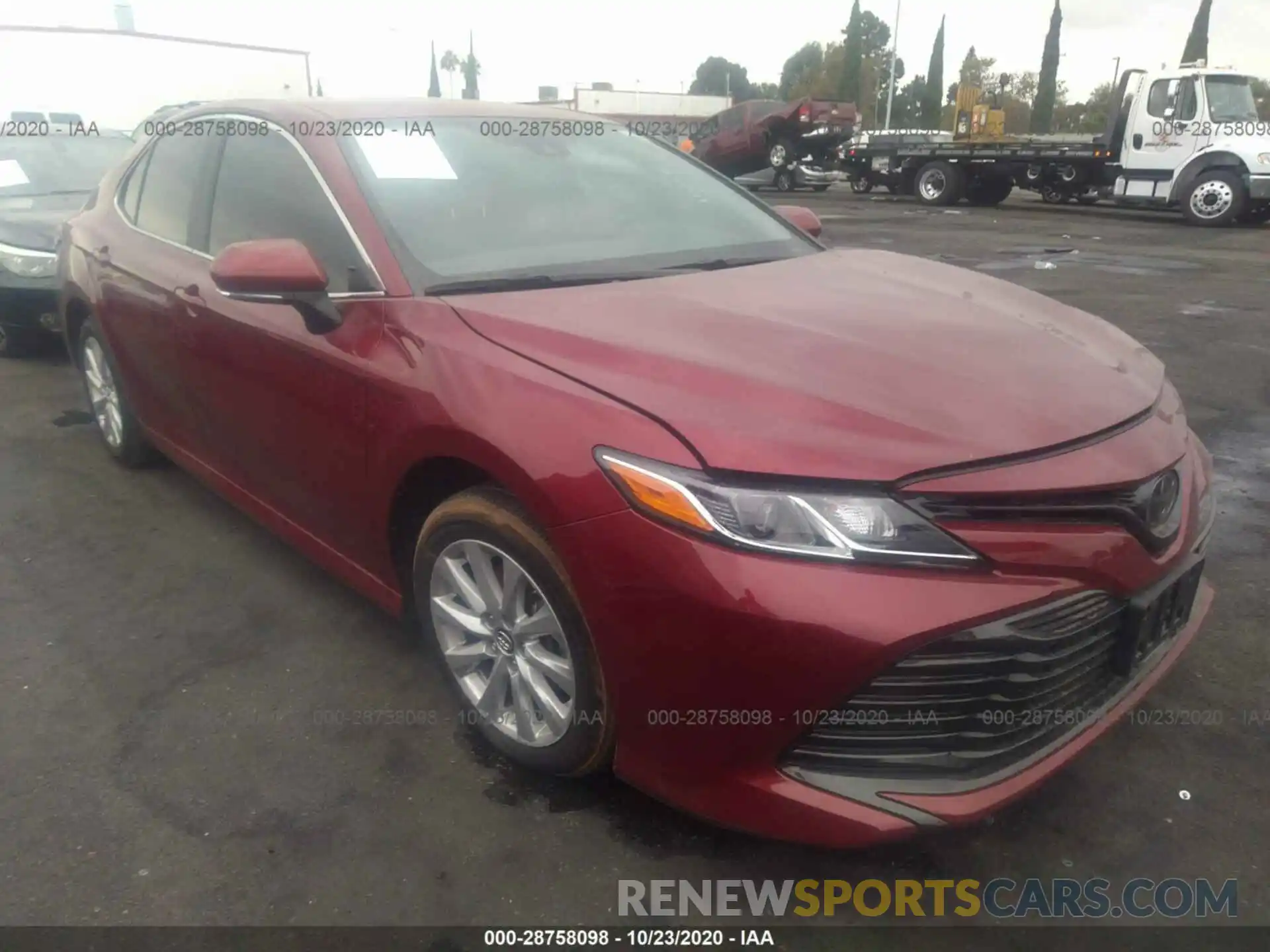 1 Photograph of a damaged car 4T1B11HK1KU828017 TOYOTA CAMRY 2019