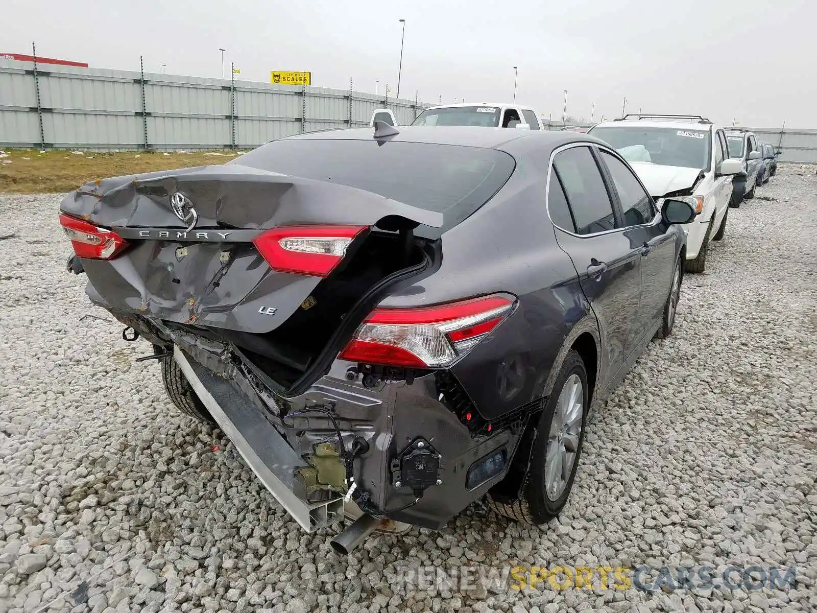 4 Photograph of a damaged car 4T1B11HK1KU830527 TOYOTA CAMRY 2019