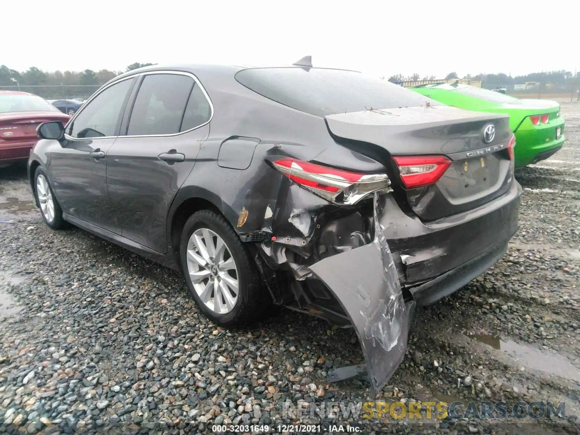 6 Photograph of a damaged car 4T1B11HK1KU832648 TOYOTA CAMRY 2019