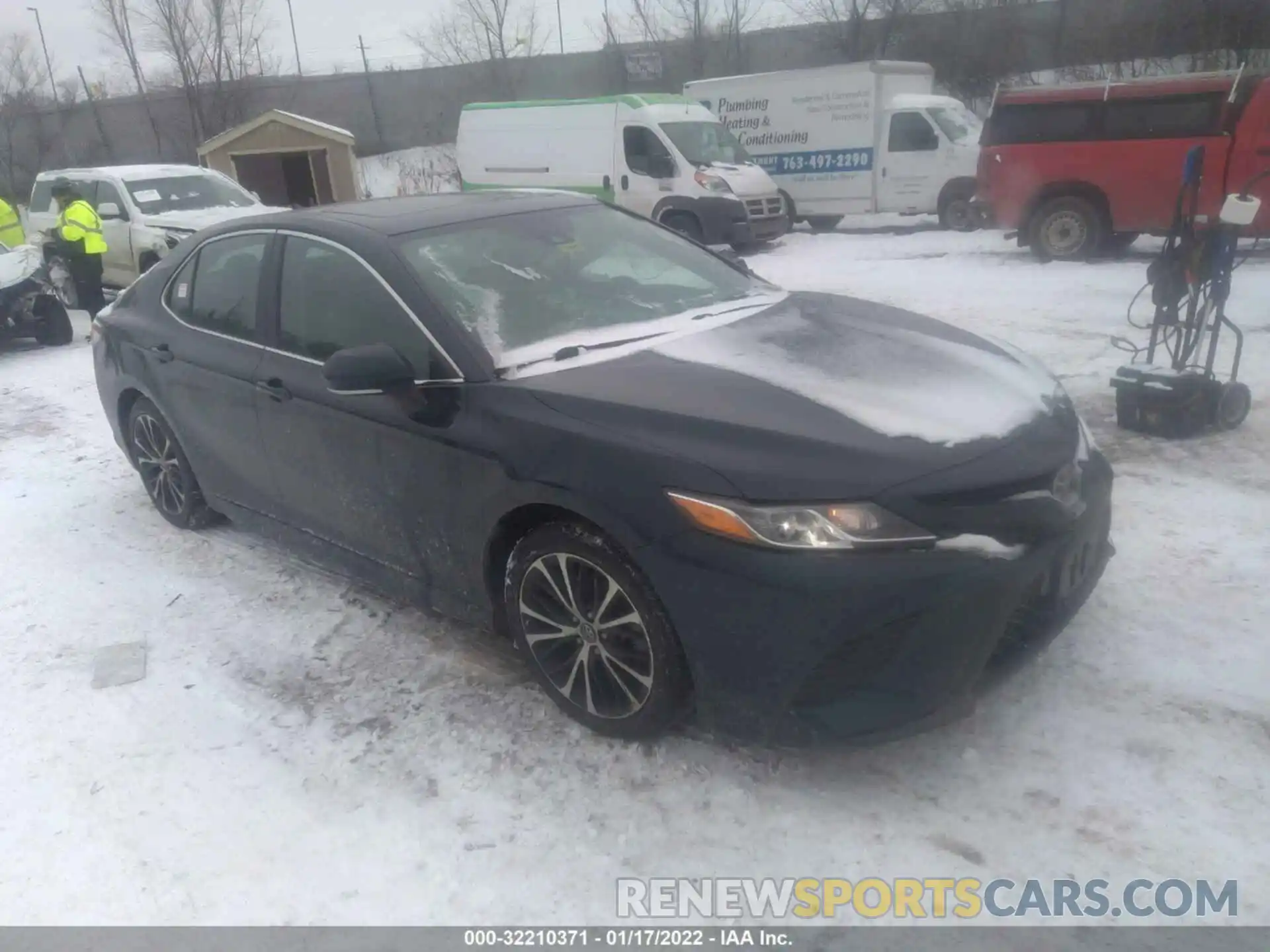 1 Photograph of a damaged car 4T1B11HK1KU835212 TOYOTA CAMRY 2019