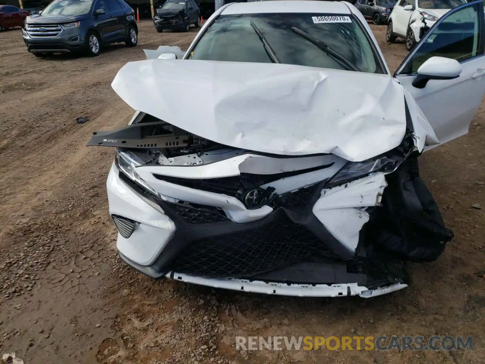 9 Photograph of a damaged car 4T1B11HK1KU836649 TOYOTA CAMRY 2019