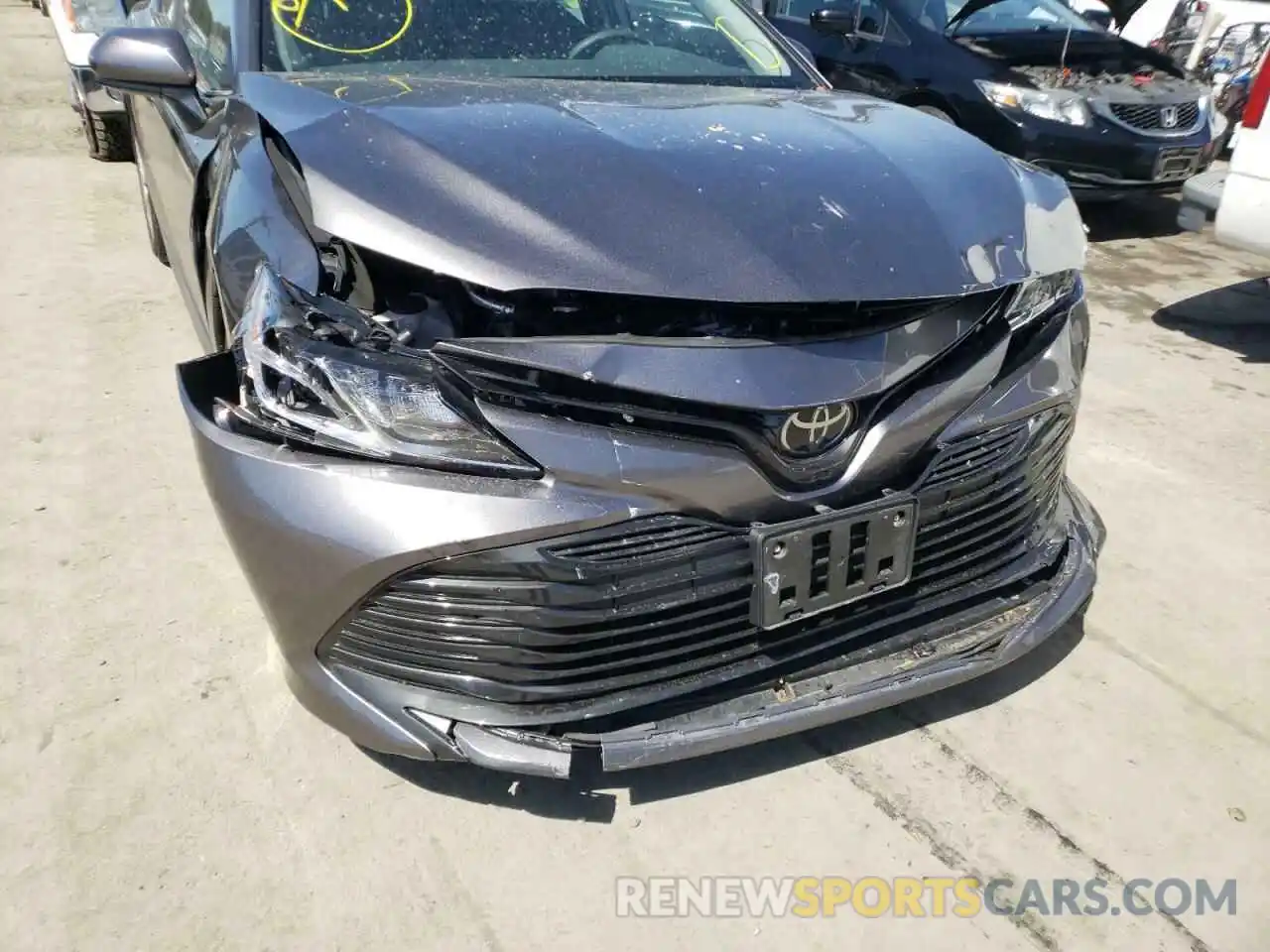 9 Photograph of a damaged car 4T1B11HK1KU837395 TOYOTA CAMRY 2019