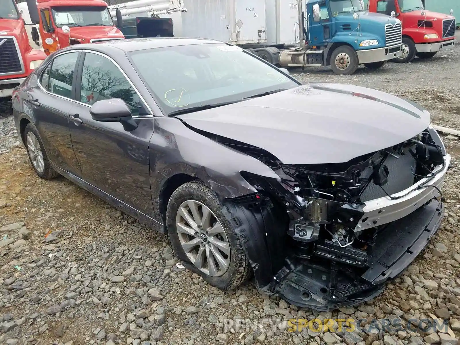 1 Photograph of a damaged car 4T1B11HK1KU841155 TOYOTA CAMRY 2019