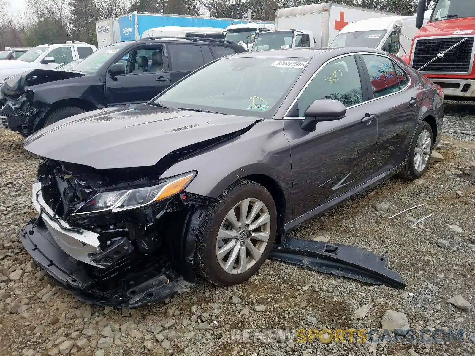 2 Photograph of a damaged car 4T1B11HK1KU841155 TOYOTA CAMRY 2019