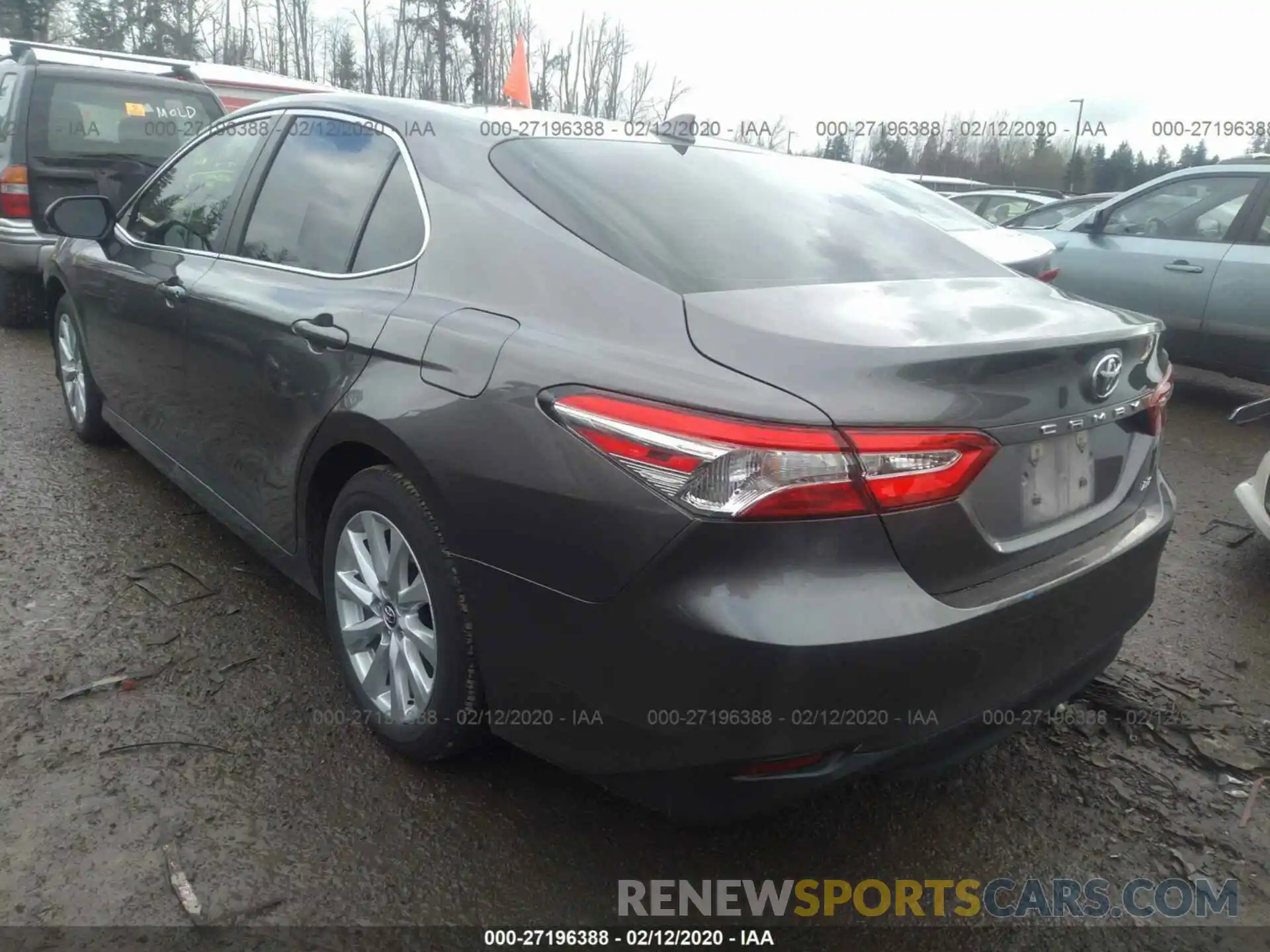 3 Фотография поврежденного автомобиля 4T1B11HK1KU843505 TOYOTA CAMRY 2019