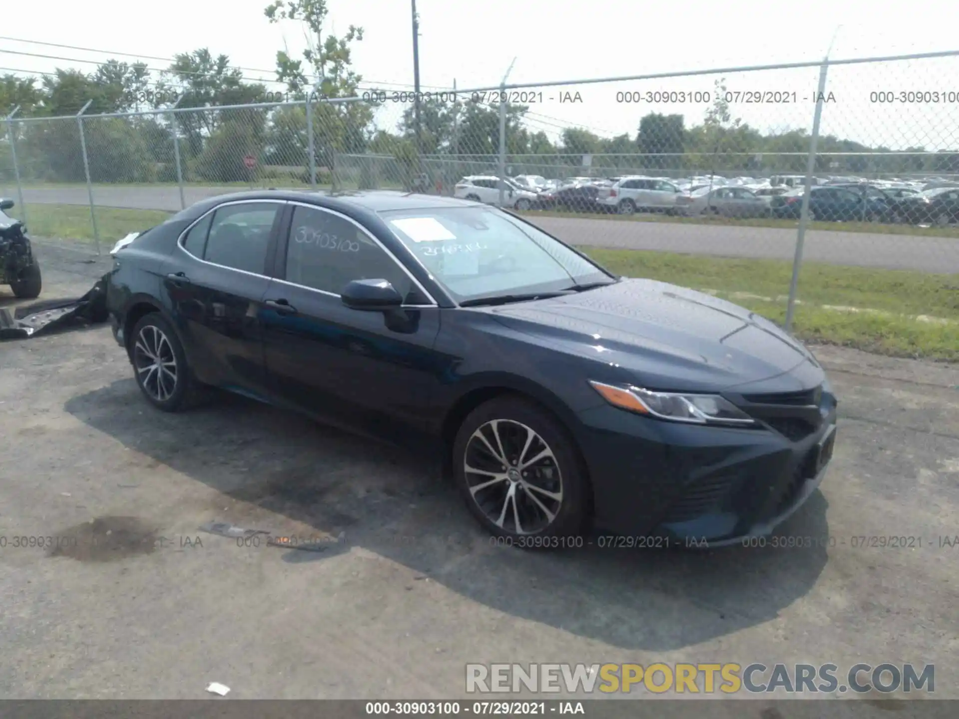 1 Photograph of a damaged car 4T1B11HK1KU846162 TOYOTA CAMRY 2019