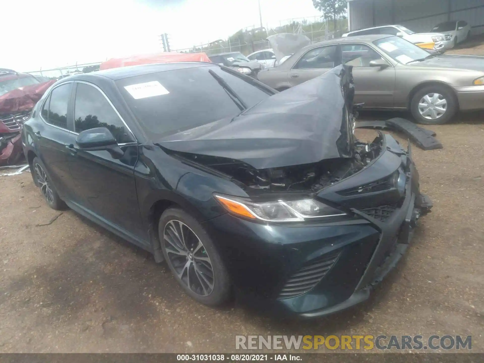 1 Photograph of a damaged car 4T1B11HK1KU847375 TOYOTA CAMRY 2019