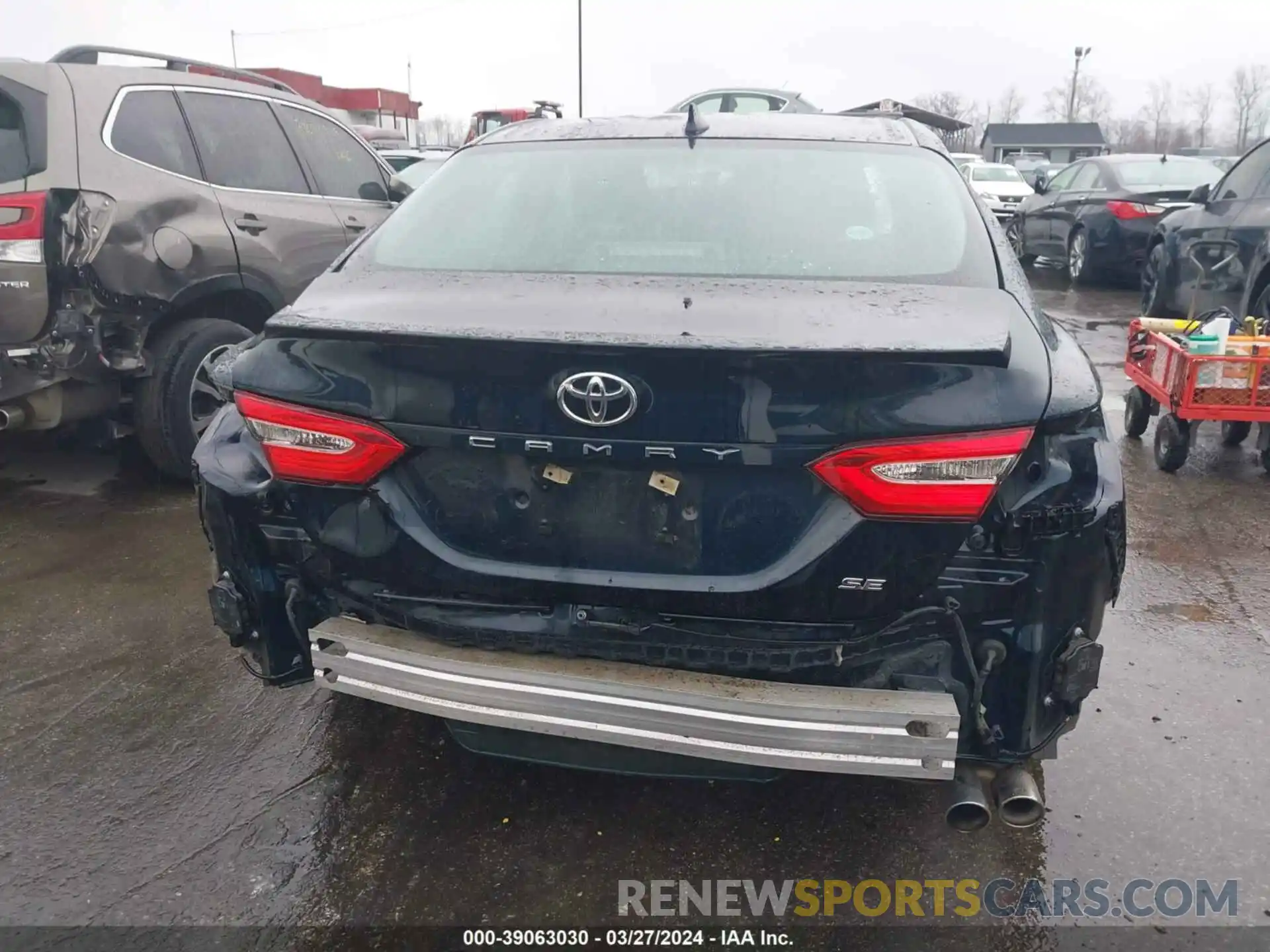 6 Photograph of a damaged car 4T1B11HK1KU847571 TOYOTA CAMRY 2019